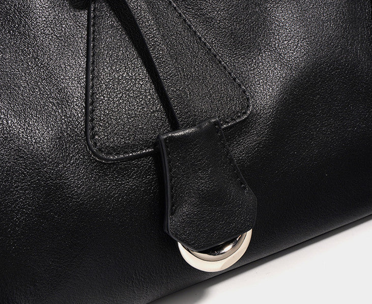 Elegant Women's Shoulder Bag - Stylish & Durable Leather Handbag for Work, Travel & Everyday Use | Perfect for Office, Commute & Shopping