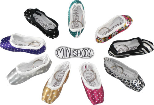Mini Pointe Shoe Keychain - Ballet Dance Gift for Dancers & Ballerinas - Perfect for Dance Bags, Keyrings & Ballet Enthusiasts