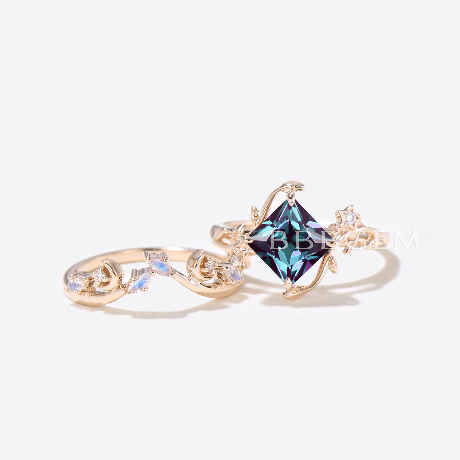 2ct Princess Cut Color Changing Alexandrite Leaf Ring with Moonstone & Star Accents - Bridal Jewelry Set for Engagement, Wedding & Special Occasions