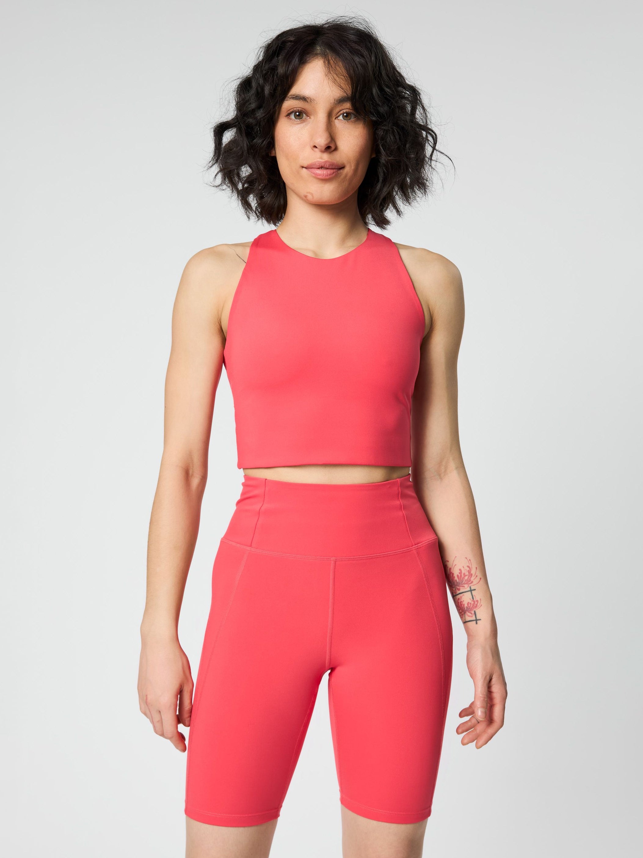 Girlfriend Collective Dylan Bra - Supportive Sports Bra for Women - High Impact Workout & Yoga - Geranium Pink - Perfect for Running, Gym & Active Lifestyle