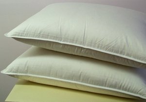 Queen Size Astrid Gold & Chocolate 14-Piece Bed in a Bag Set - 7pc Duvet Cover, Down Alternative Comforter, 2 Pillows & 4pc Sheet Set | Luxury Bedding for Master Bedroom, Guest Room & Dorm Decor