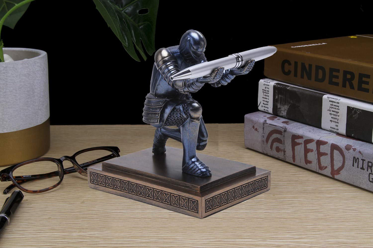 Knight Pen Holder - Resin Desk Organizer with Cool Pen, Office & Home Decor Gift (Blue) | Perfect for Workstation, Study Table & Gamer Setup