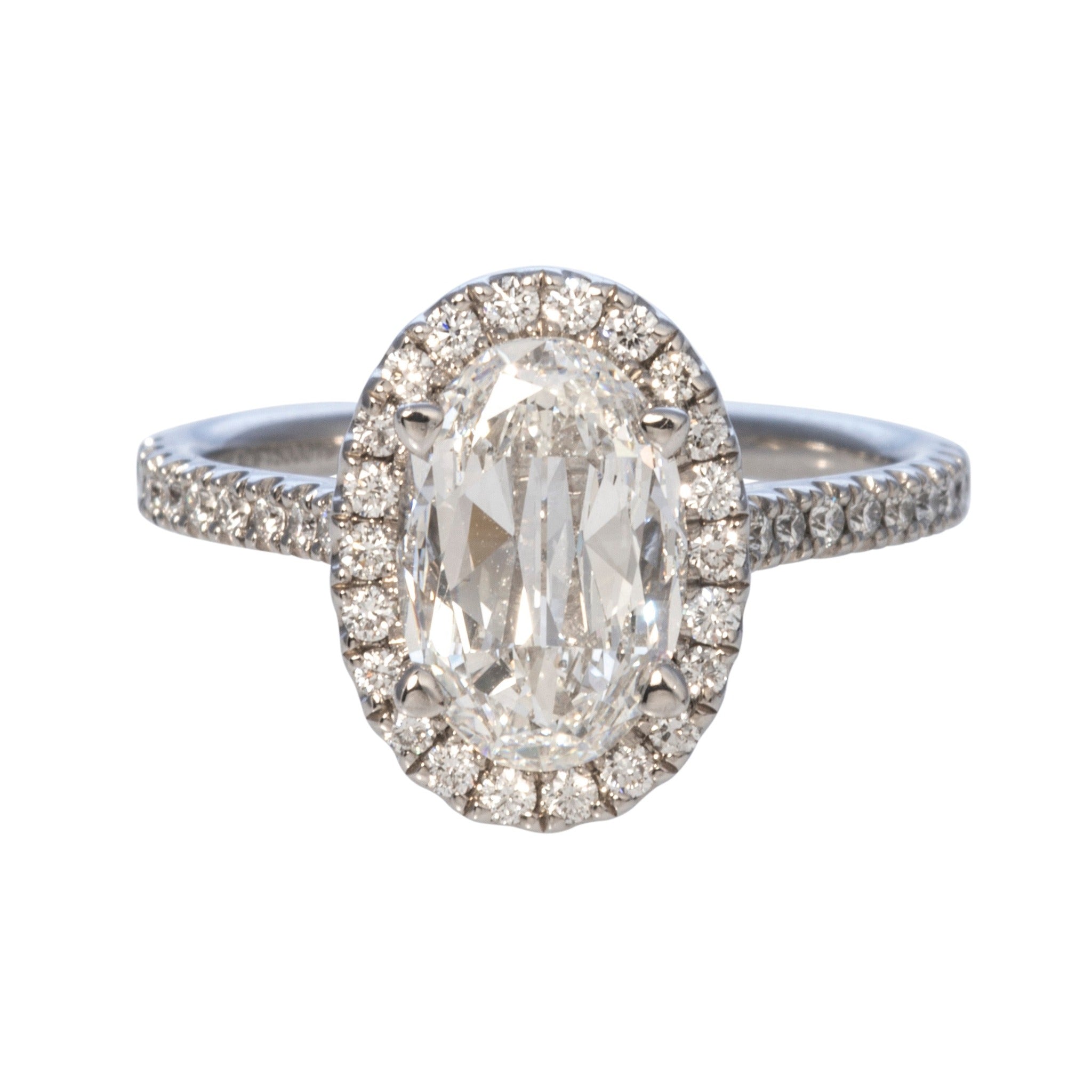1.5ct Oval Brilliant Diamond Pavé Halo 14K Gold Engagement Ring for Women - Elegant Wedding Proposal, Anniversary Gift & Bridal Jewelry
