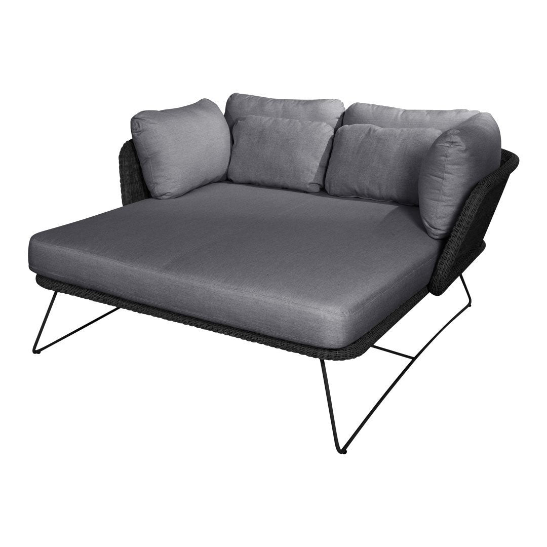 Horizon Outdoor Daybed - Waterproof Wicker Patio Furniture with Cushions for Backyard, Poolside, or Garden Relaxation | Perfect for Lounging, Sunbathing, and Outdoor Entertaining
