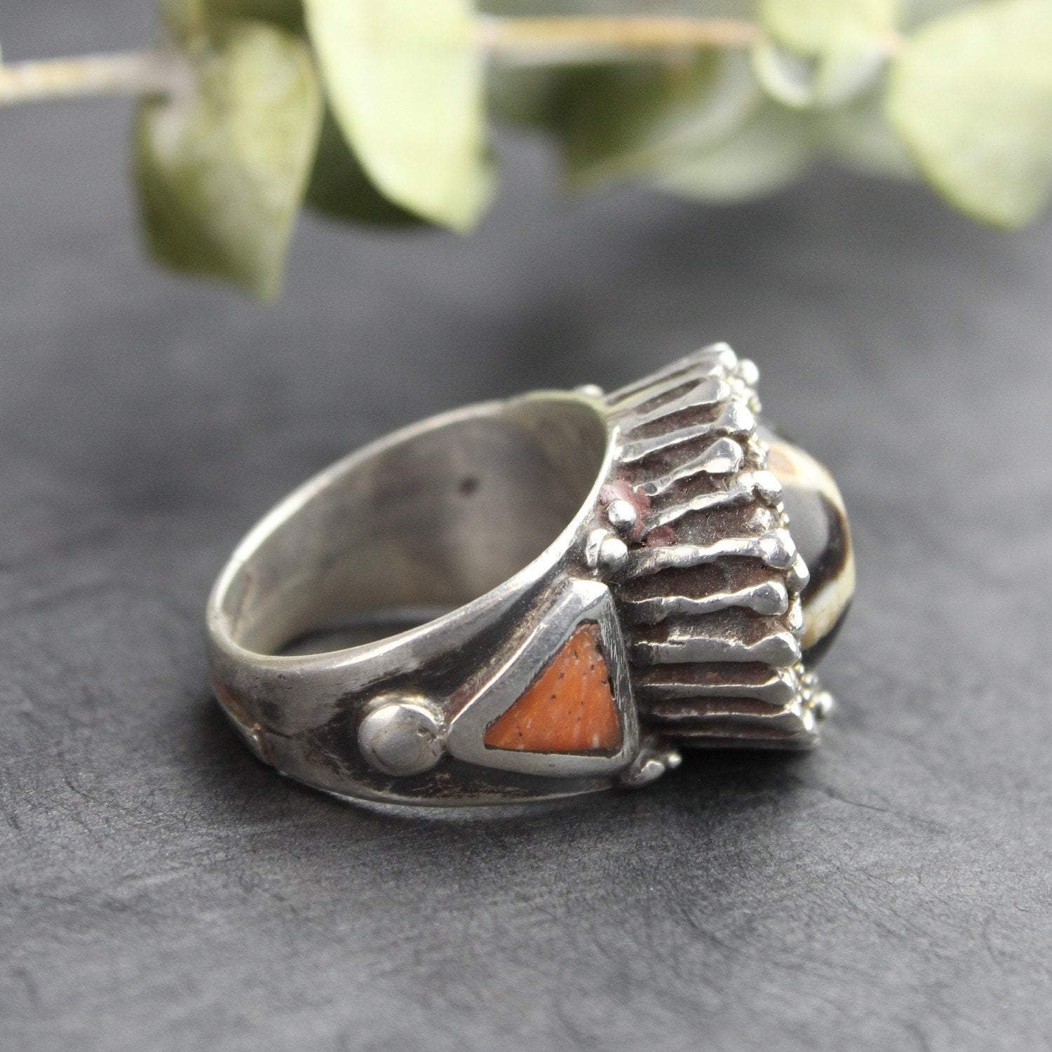 Stunning Agate Dzi Bead & Coral Statement Ring - Tibetan Inspired Jewelry for Women | Perfect for Boho Fashion, Spiritual Healing & Unique Gift Giving