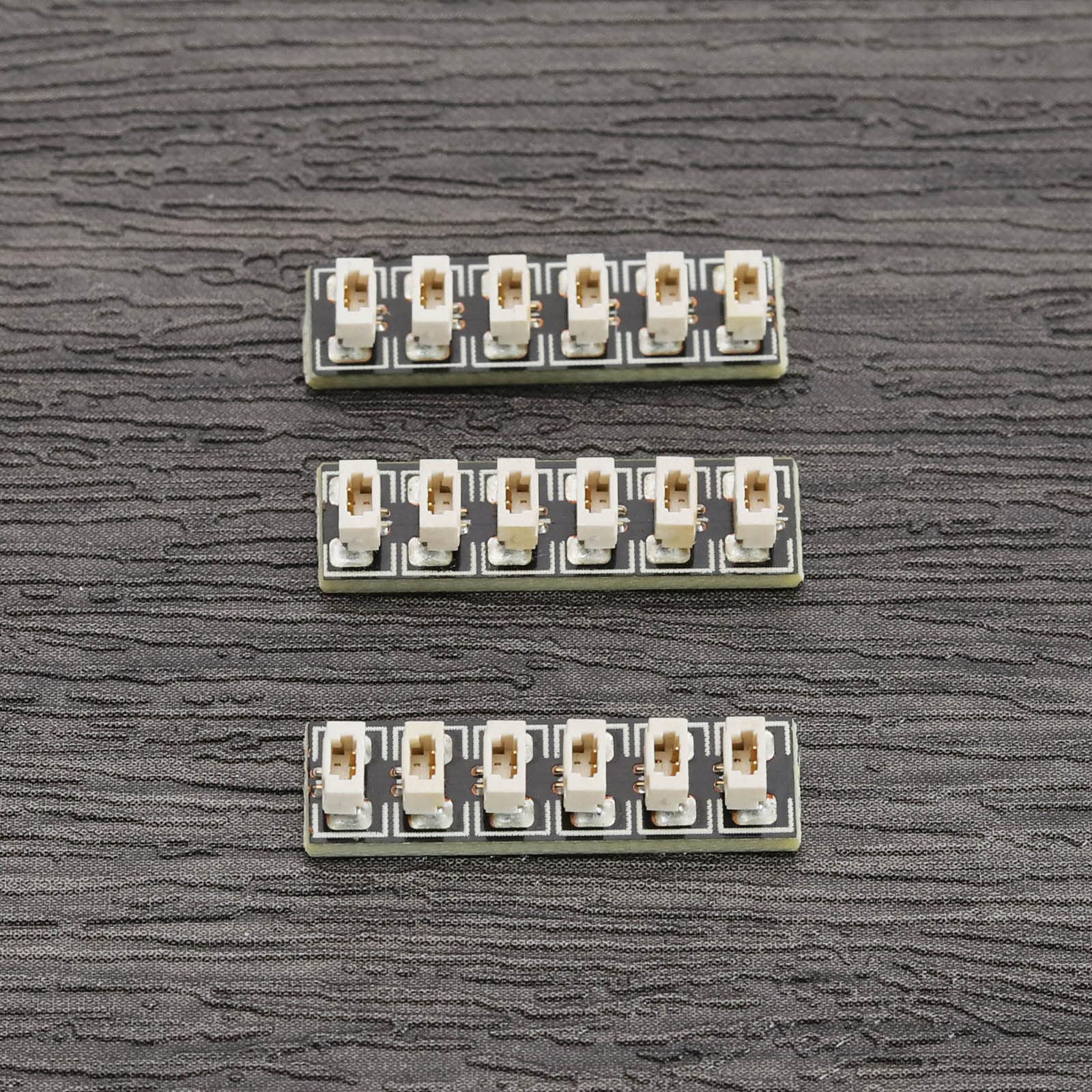 6-Port EMSea Extension Cards - DIY Kit Compatible with LEGO & Other Building Blocks for LED Lights, Cables & Power Options (24 x 6.5mm) - Perfect for Custom Lighting Projects, Model Trains & Creative STEM Activities