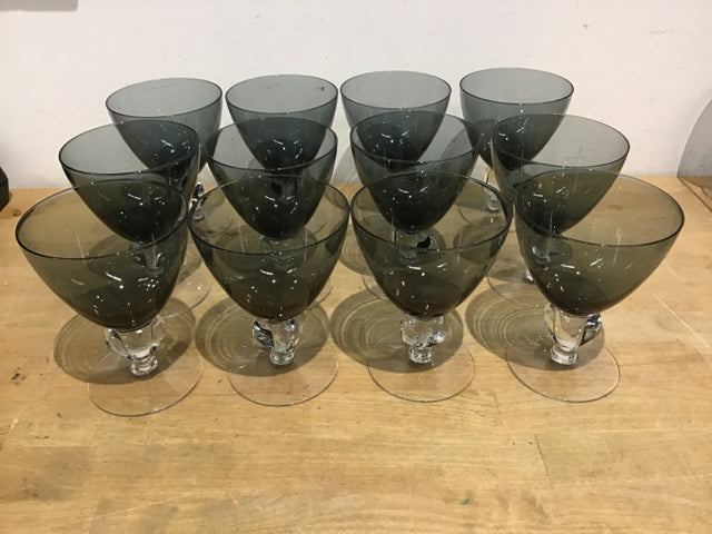 Set of 12 Vintage Smoke Wine Glasses - Elegant Stemware for Red Wine, Dinner Parties & Home Bar Decor