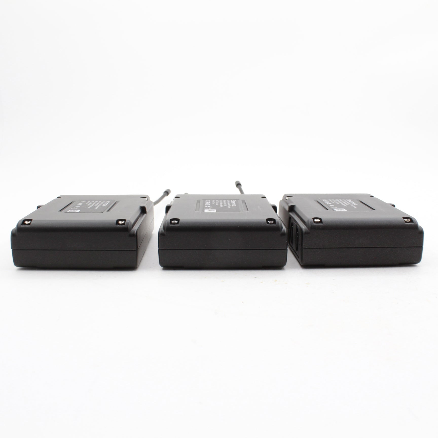 Saramonic UWMIC9 RX9 + TX9 + TX9 96-Channel Digital UHF Wireless Dual Lavalier Microphone System (514-596MHz) - Open Box Excellent Condition - Perfect for Interviews, Vlogging, and Live Streaming