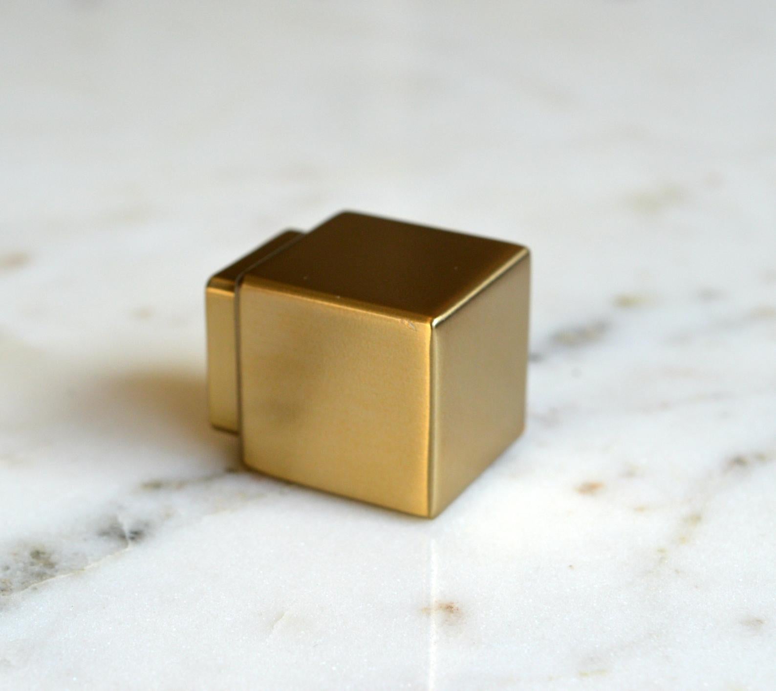 Modern Rectangular Allerton Square Cabinet Knob in Champagne Bronze - Perfect for Kitchen, Bathroom & Furniture Upgrades