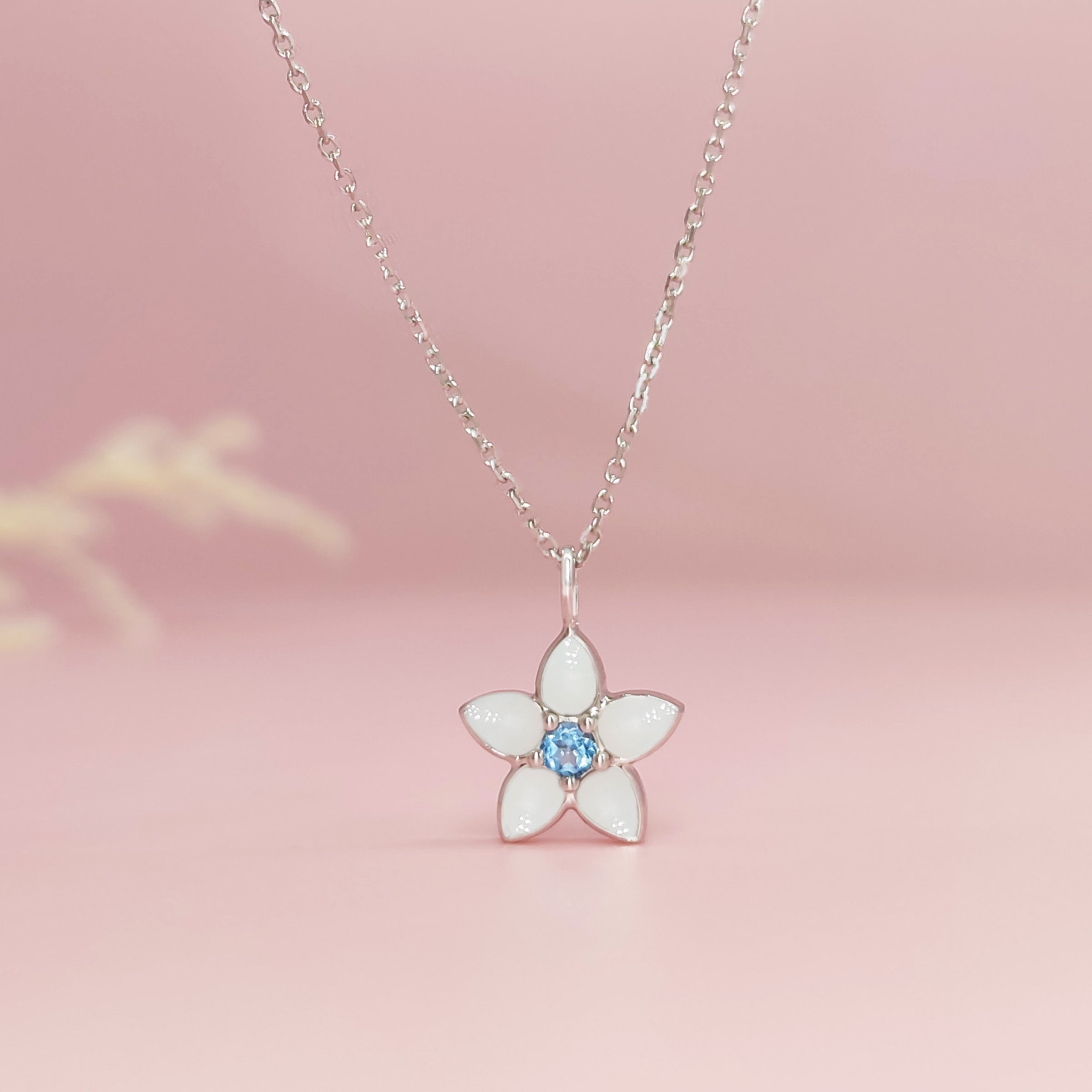 Milk Blossom Breast Milk Necklace - Handmade Keepsake Jewelry for Moms, Breastfeeding Mothers & Newborn Baby Gifts - Perfect for Memorializing Precious Moments & Motherhood Journey