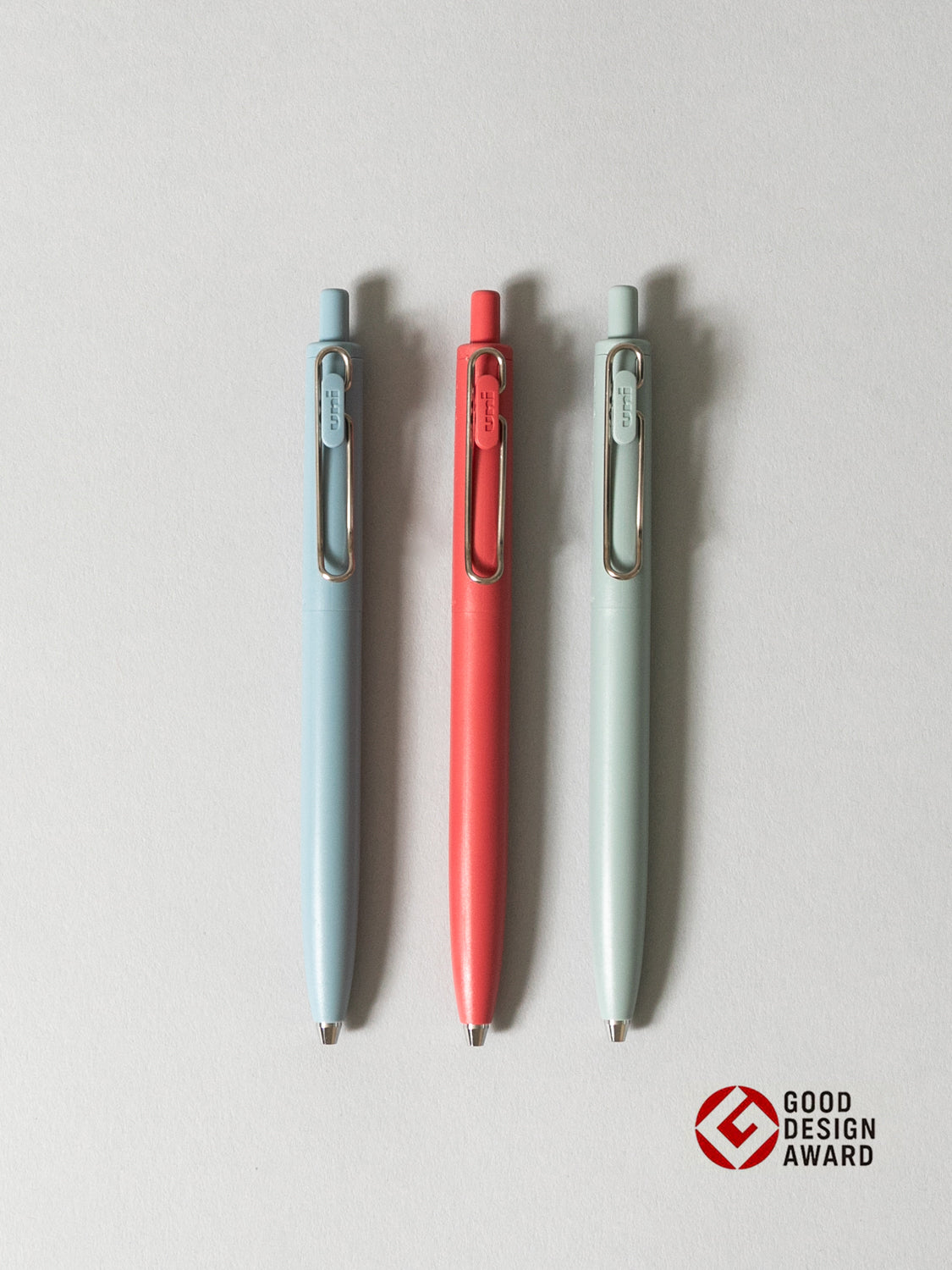 Uni-Ball One Gel Pen - Smooth Writing, No-Smear Ink - Perfect for Office, School & Note-Taking (Black Ink, 0.7mm)