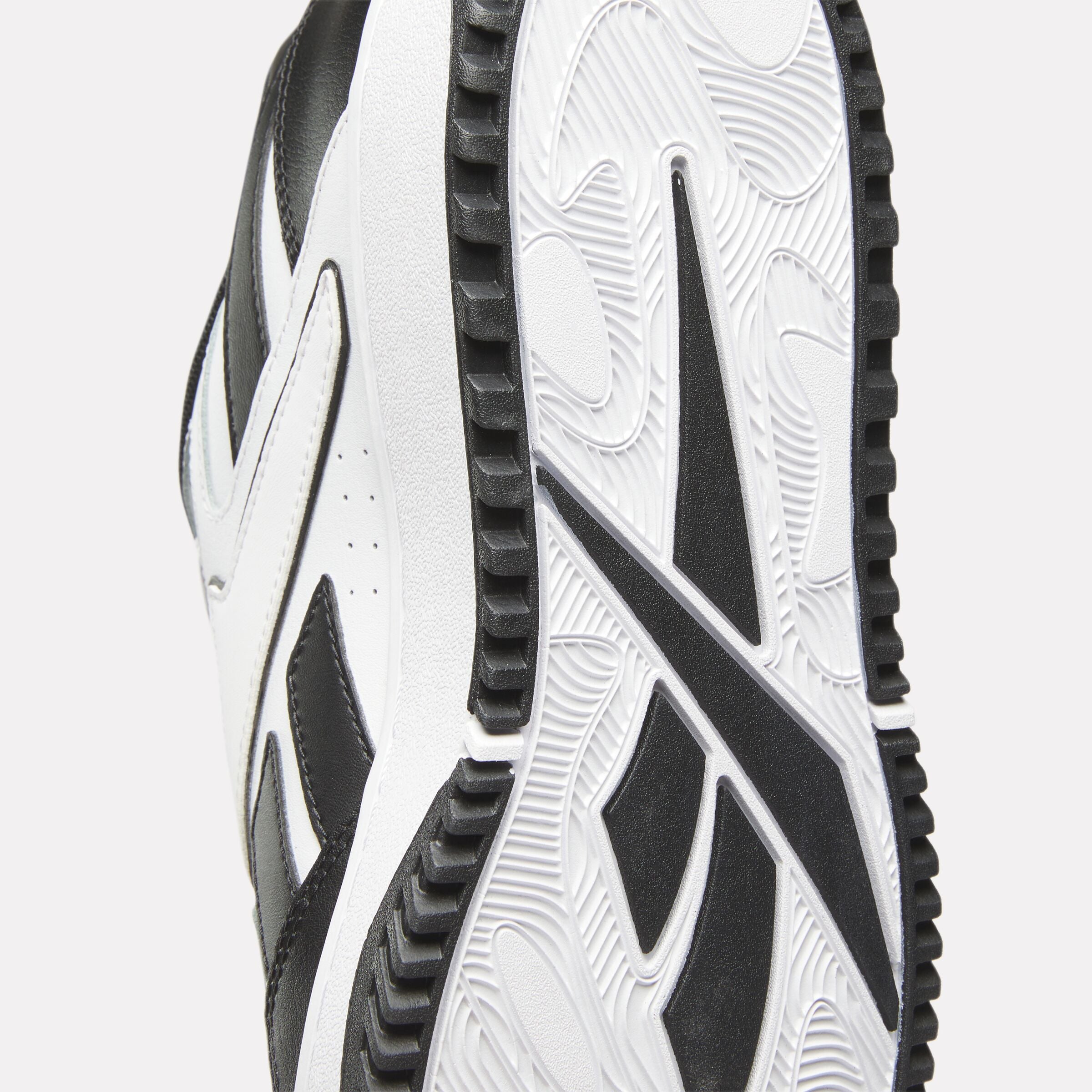 Atr Chill Black/White - Premium Cooling Comfort for Home, Office & Travel - Stay Cool Anywhere