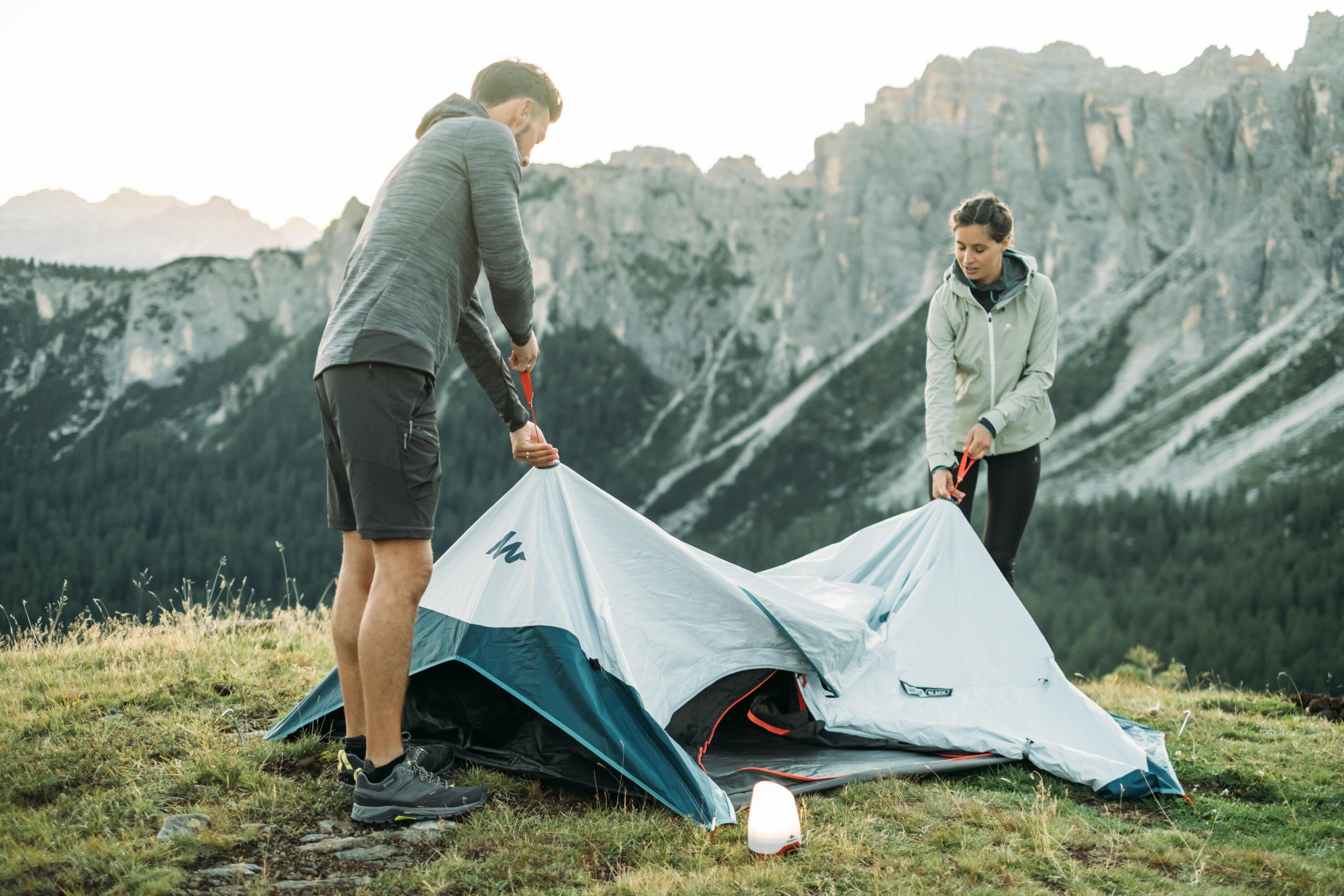 Quechua 2 Second Easy Fresh & Black Waterproof Pop Up Camping Tent for 2 Person - Lightweight Instant Setup Tent for Outdoor Adventures, Hiking, Backpacking & Family Camping Trips
