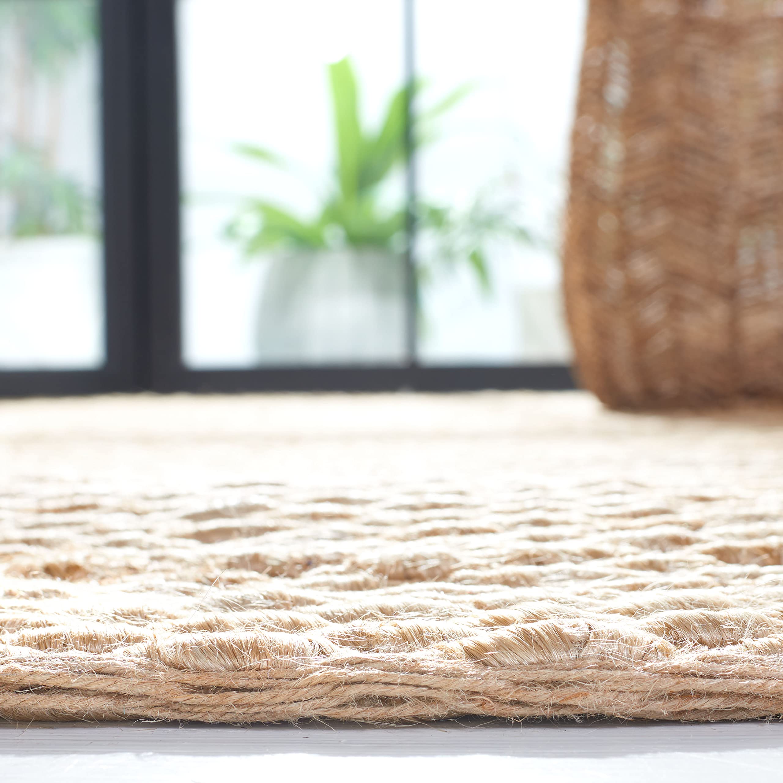 SAFAVIEH Handmade Natural Jute Area Rug 6' x 9' - Farmhouse Style, Durable & Eco-Friendly for High Traffic Areas - Perfect for Living Room, Bedroom, Dining Room & Home Decor
