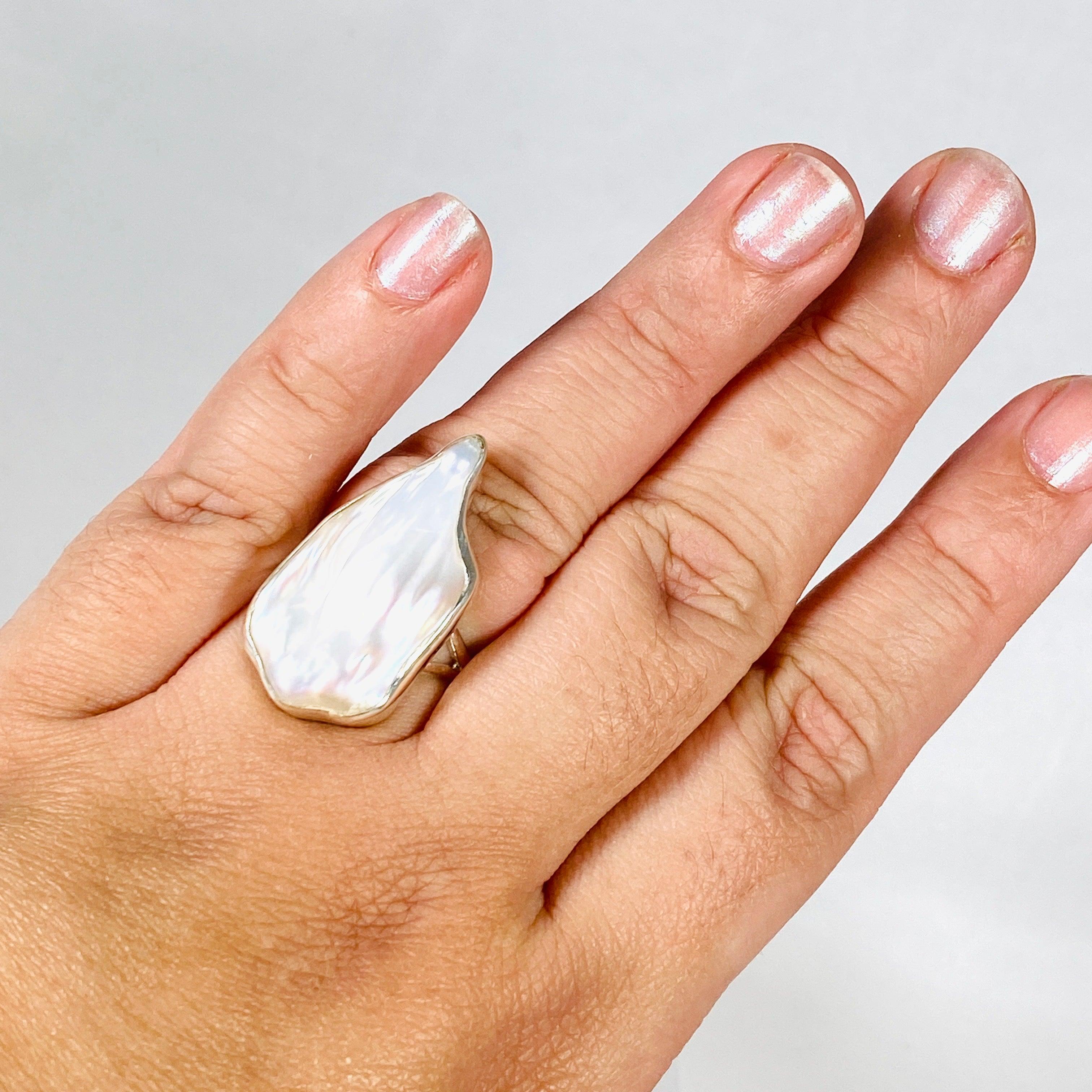 10K Gold Pearl Ring KRGJ2933 - Elegant Jewelry for Women, Perfect for Weddings, Anniversaries & Special Occasions