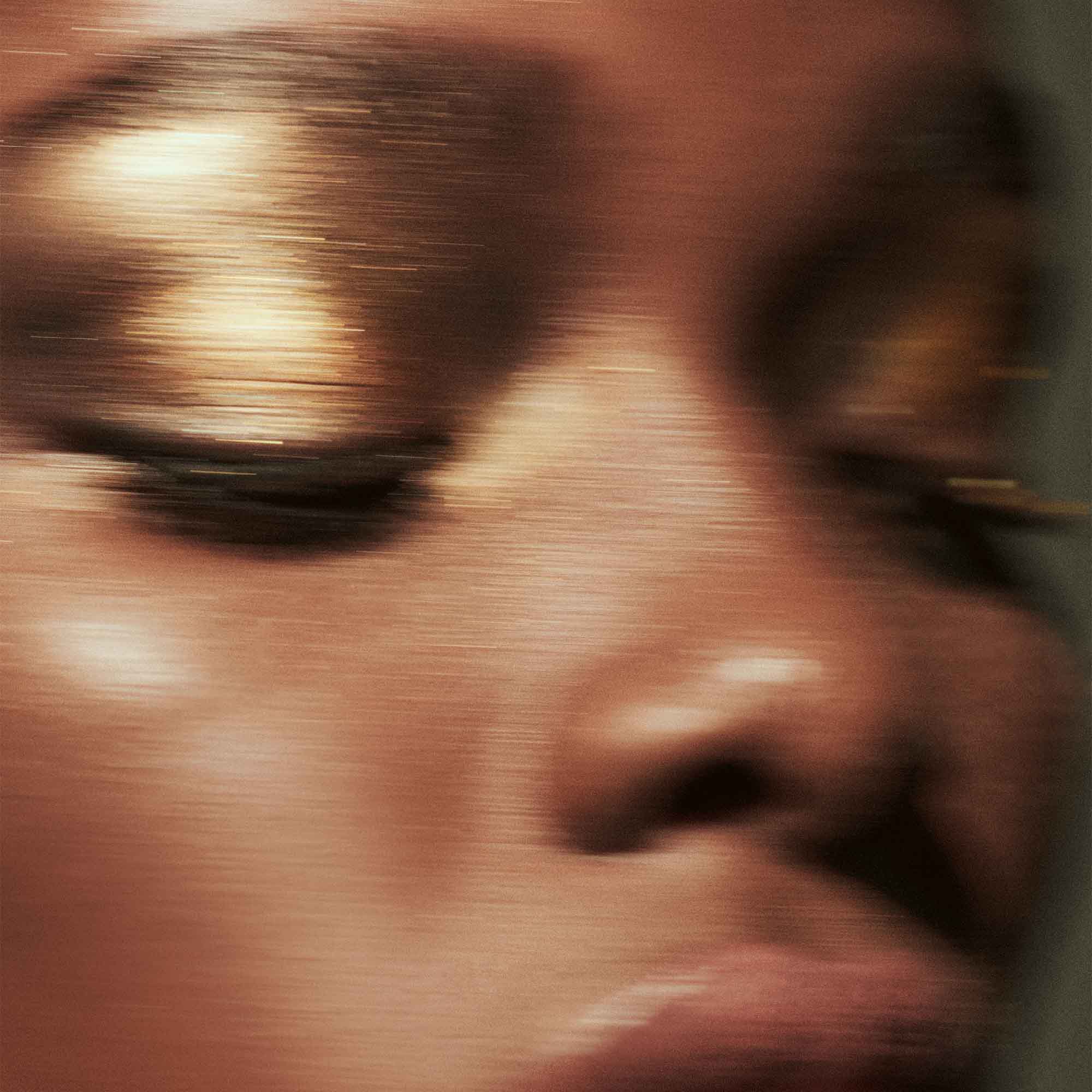 Victoria Beckham Beauty Lid Lustre - Cream Eyeshadow for Glamorous Makeup Looks | Perfect for Day to Night Wear, Parties & Special Occasions