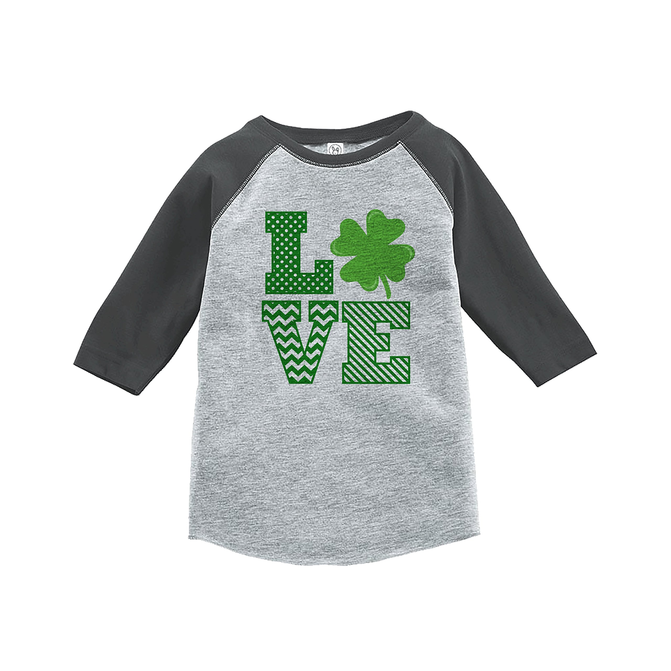 7 ate 9 Apparel Kids St. Patrick's Day Grey Raglan Tee - Comfortable Long Sleeve Shirt for Boys & Girls - Perfect for School, Parties & Irish-Themed Celebrations