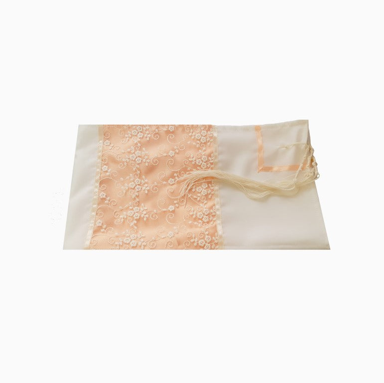 Elegant Peach & White Floral Tallit for Women - Perfect for Bat Mitzvah, Jewish Prayer Shawl - Ideal for Synagogue Services & Special Religious Ceremonies