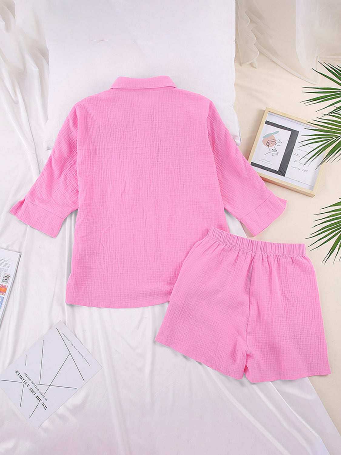 Stylish Texture Button Up Resort Shirt and Shorts Set for Men - Breathable Summer Outfit for Beach Vacation & Tropical Getaways