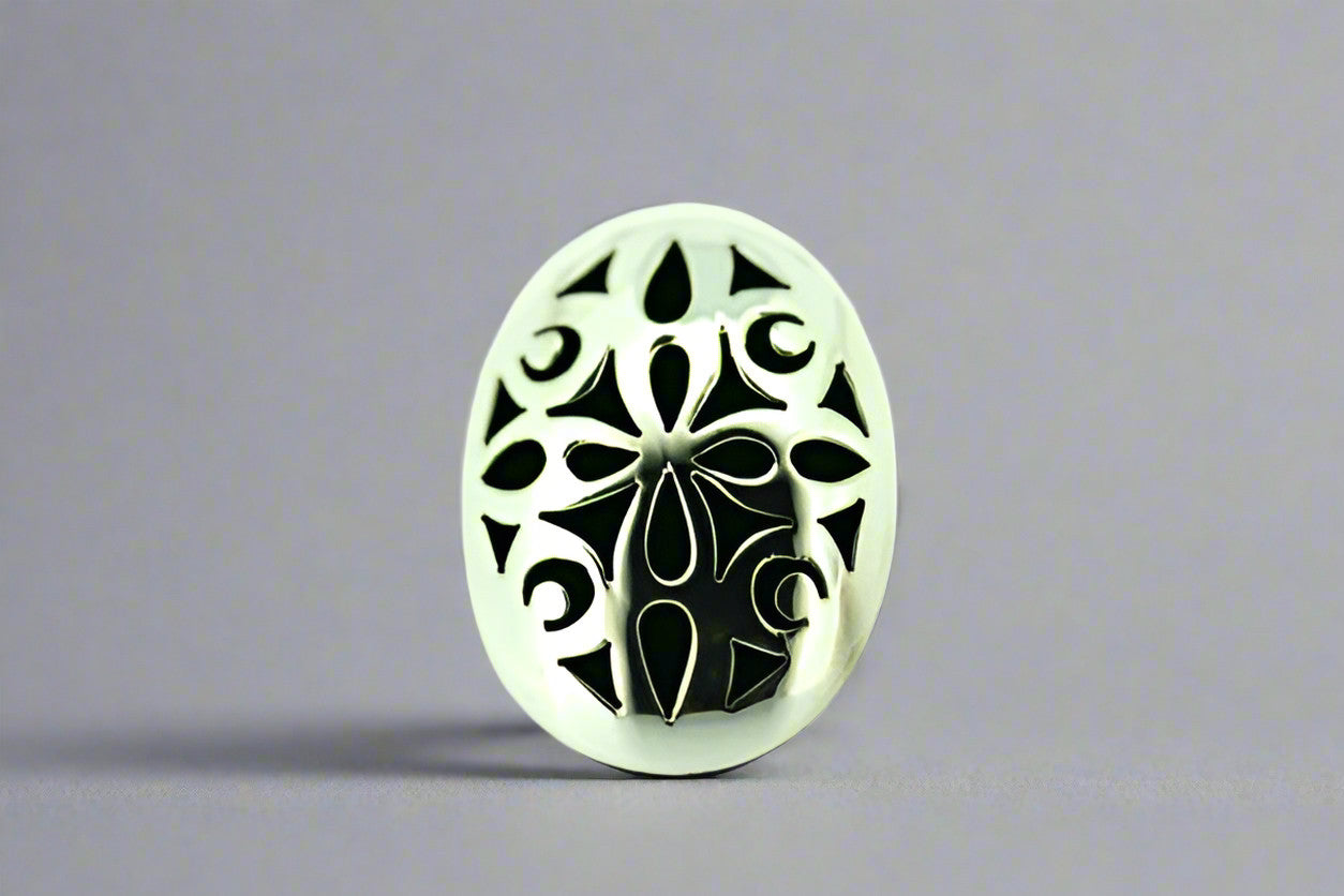 Elegant Sterling Silver Mosaic Cutout Oval Ring – Perfect for Weddings, Parties & Everyday Wear