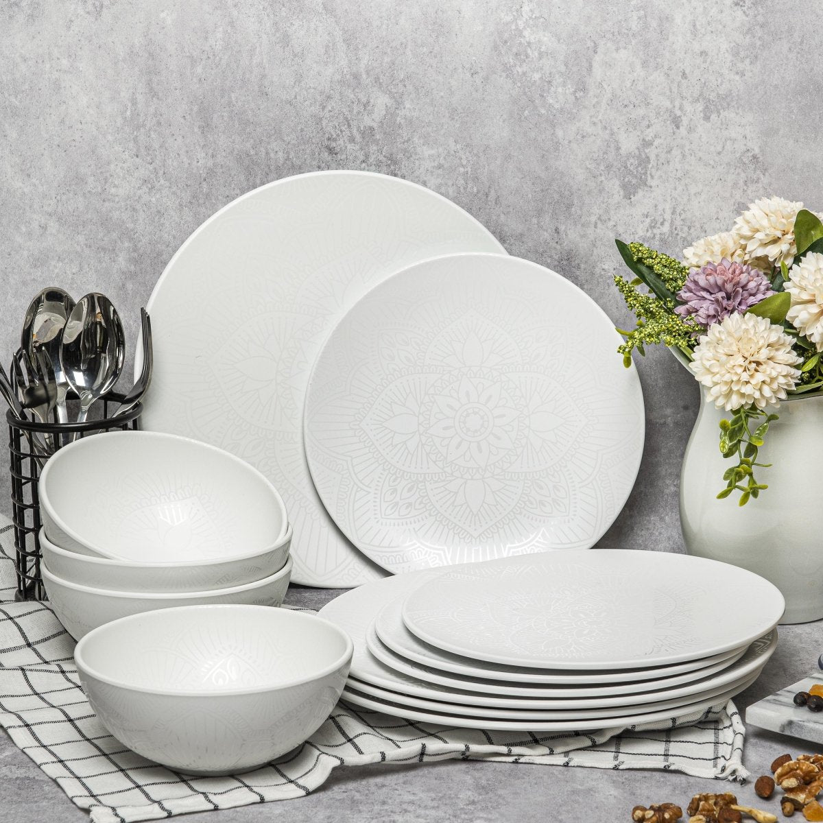 12-Piece La La Mandala Melamine Dinner Plate & Bowl Set - Durable White Dishware for Outdoor Picnics, Camping & Home Decor