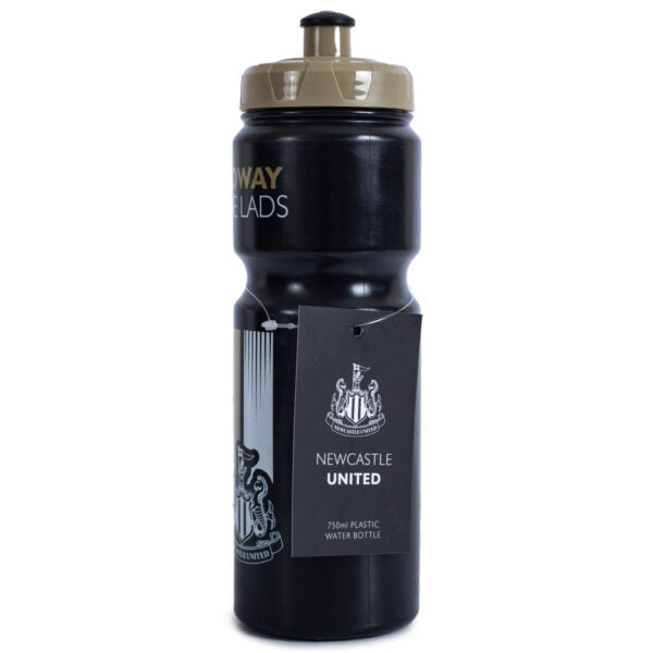 Newcastle United Plastic Water Bottle - Insulated Sports Drink Bottle for Soccer Fans - Perfect for Games, Gym & Outdoor Activities