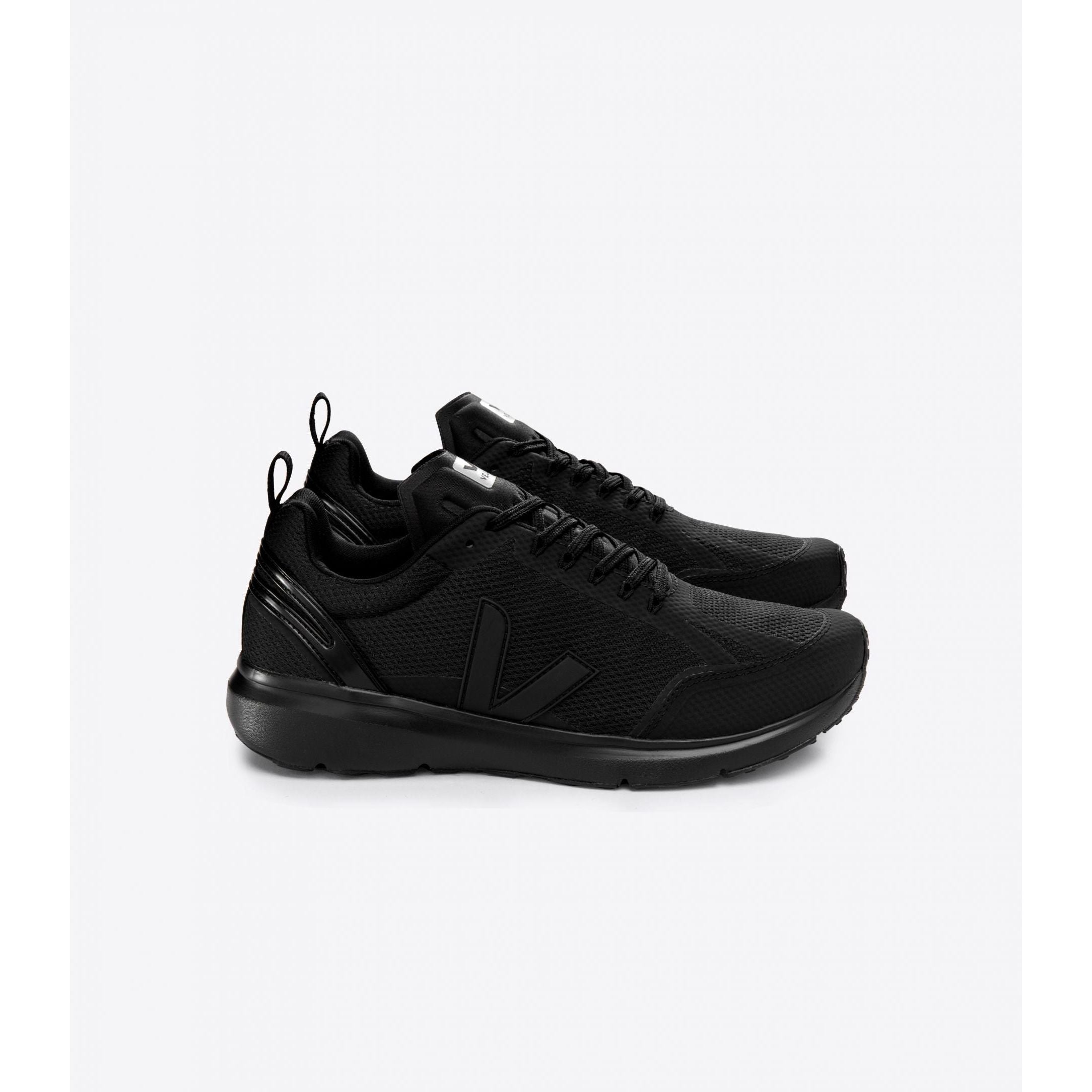 Veja Women's Condor 2 Alveomesh Sneakers - Black Vegan Leather Sustainable Fashion Shoes for Casual Wear & Everyday Comfort