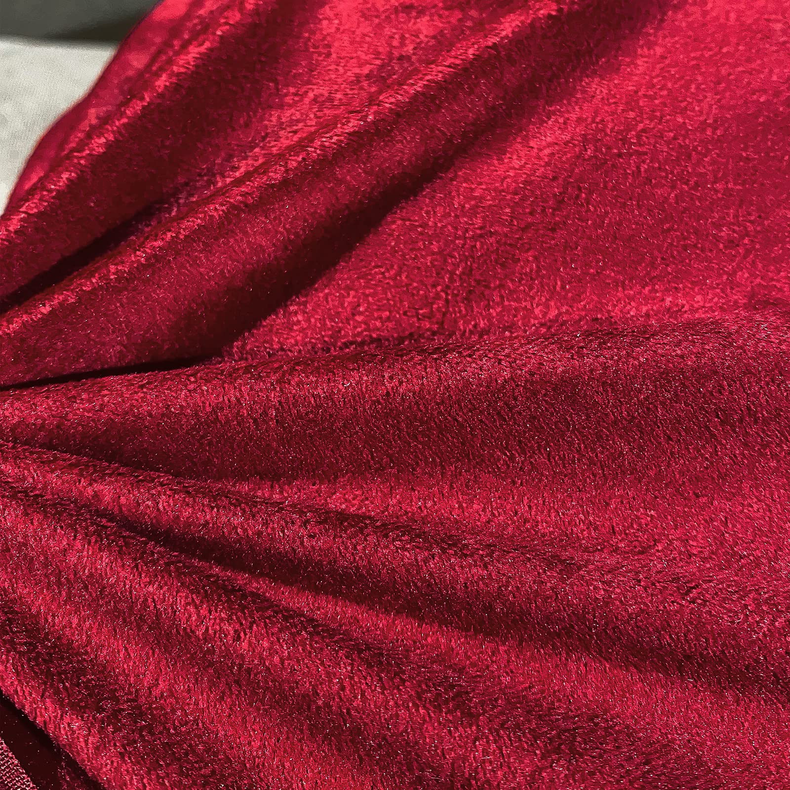 Velvet Decorative Throw Pillow Covers Set of 2 - 18x18 Inch Soft Square Red Cushion Covers for Sofa, Couch, Bed & Chair - Perfect for Living Room, Bedroom & Home Decor