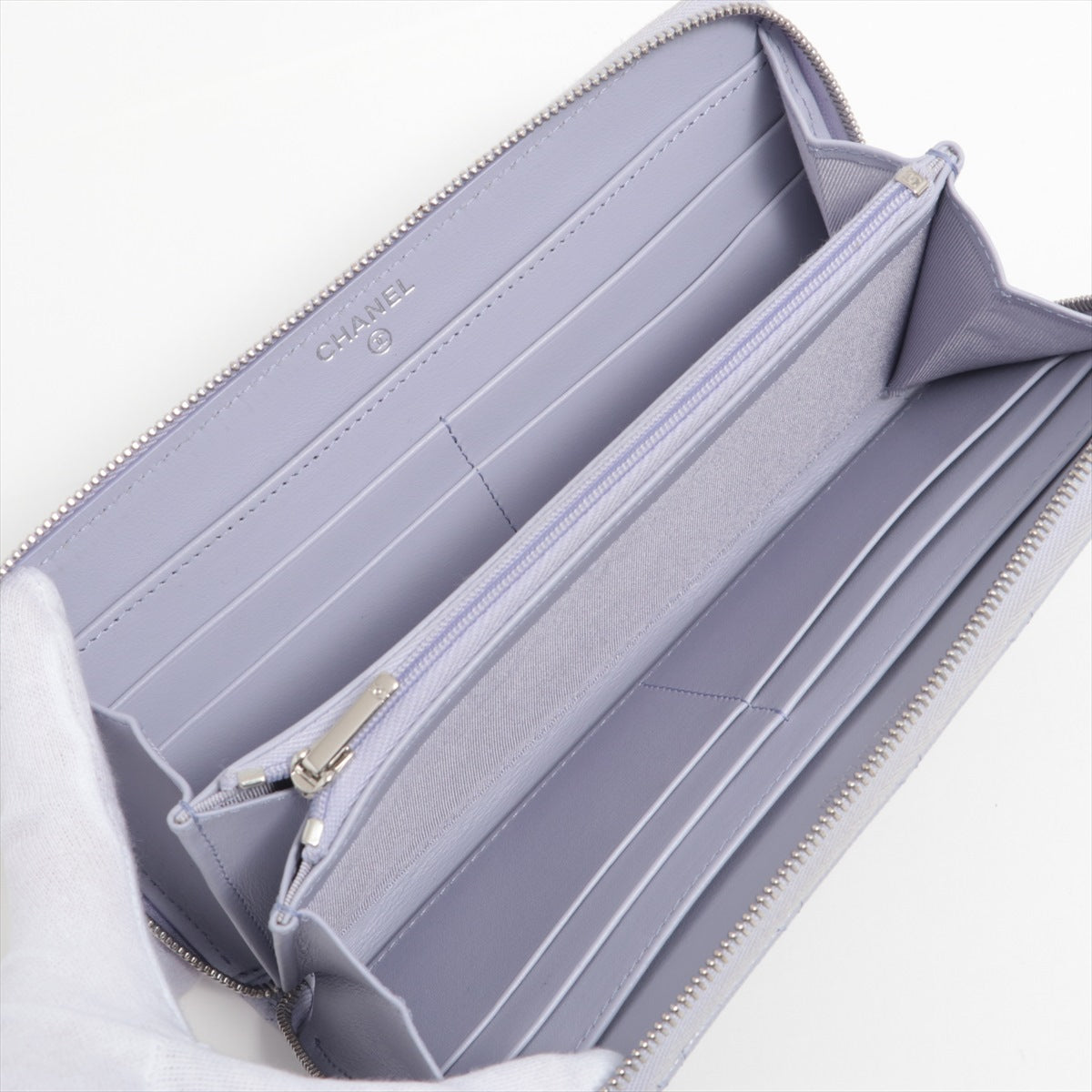 Chanel Caviar Classic Long Zipped Wallet in Light Purple - Luxury Leather Wallet for Women, Perfect for Everyday Use & Special Occasions