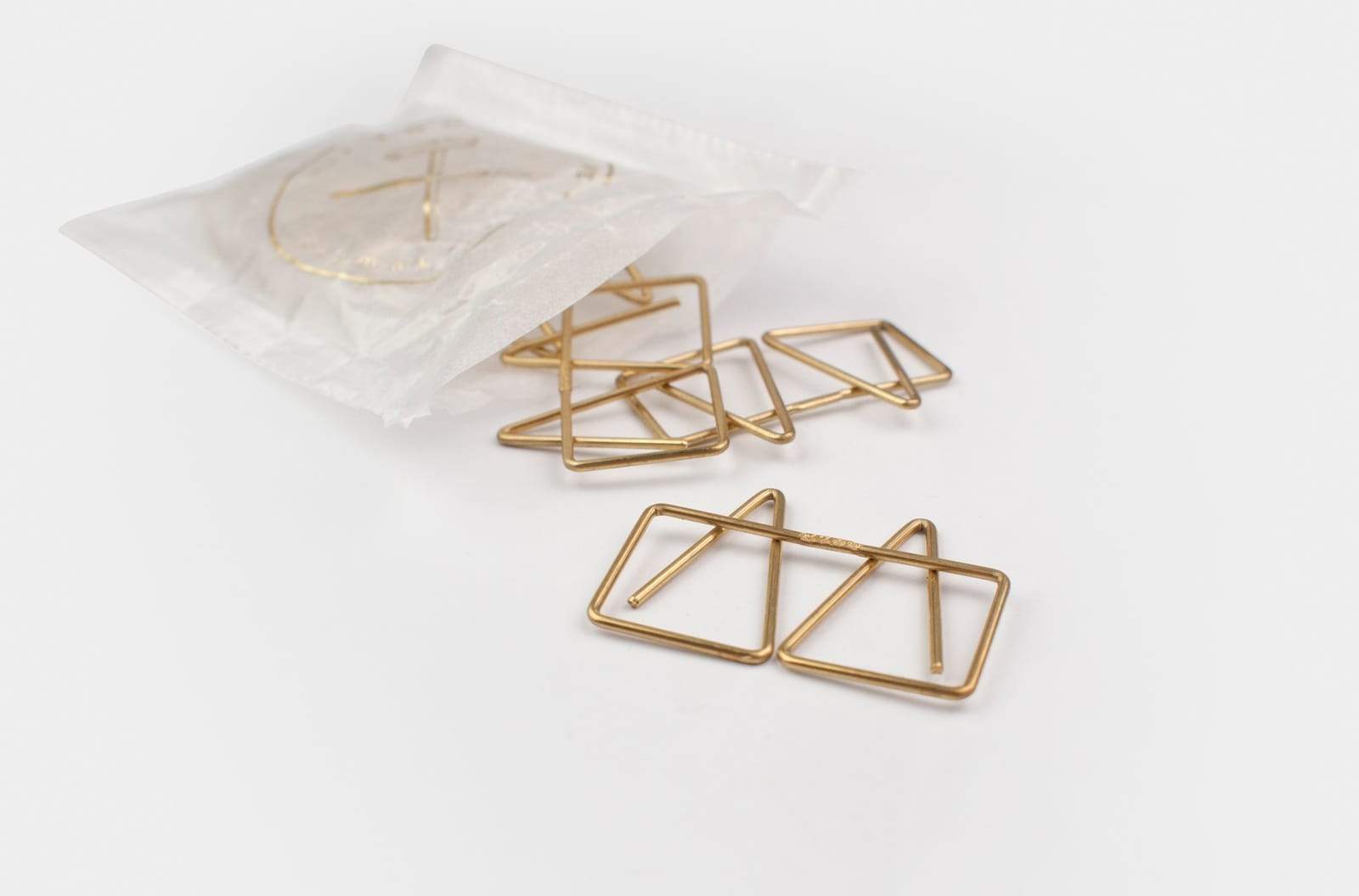 Premium Brass Paper Clips by Tools to Liveby - Elegant Office & School Supplies for Organizing Documents, Perfect for Home, Office & Gift Giving