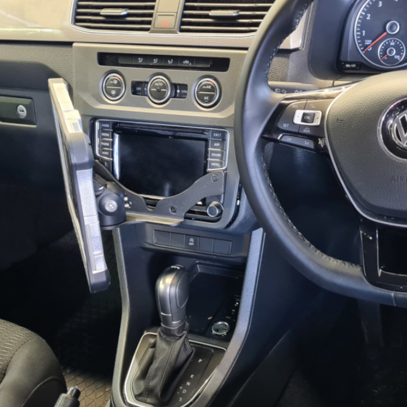 Volkswagen Caddy (2016+) Car Phone Holder - Universal InDash Mount for GPS & Smartphones - Perfect for Navigation & Hands-Free Driving