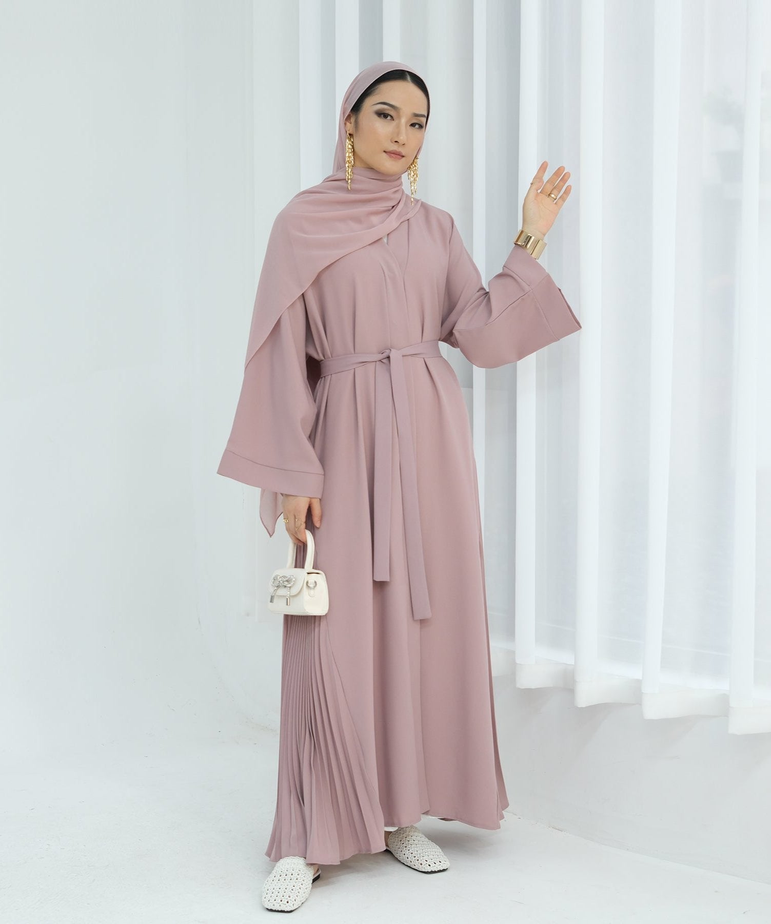 Hera Open Abaya Kimono - Pink Floral Loose Dress for Women | Modest Muslim Fashion | Perfect for Prayer, Eid, and Special Occasions
