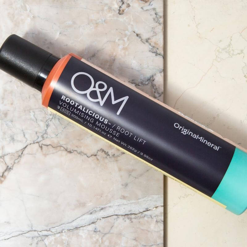 O&M Rootalicious Volumising Mousse for Hair - Thickening & Texturizing Styling Foam for Fine or Flat Hair - Adds Volume & Lift at Roots - Perfect for Daily Use, Special Occasions & Salon Styling