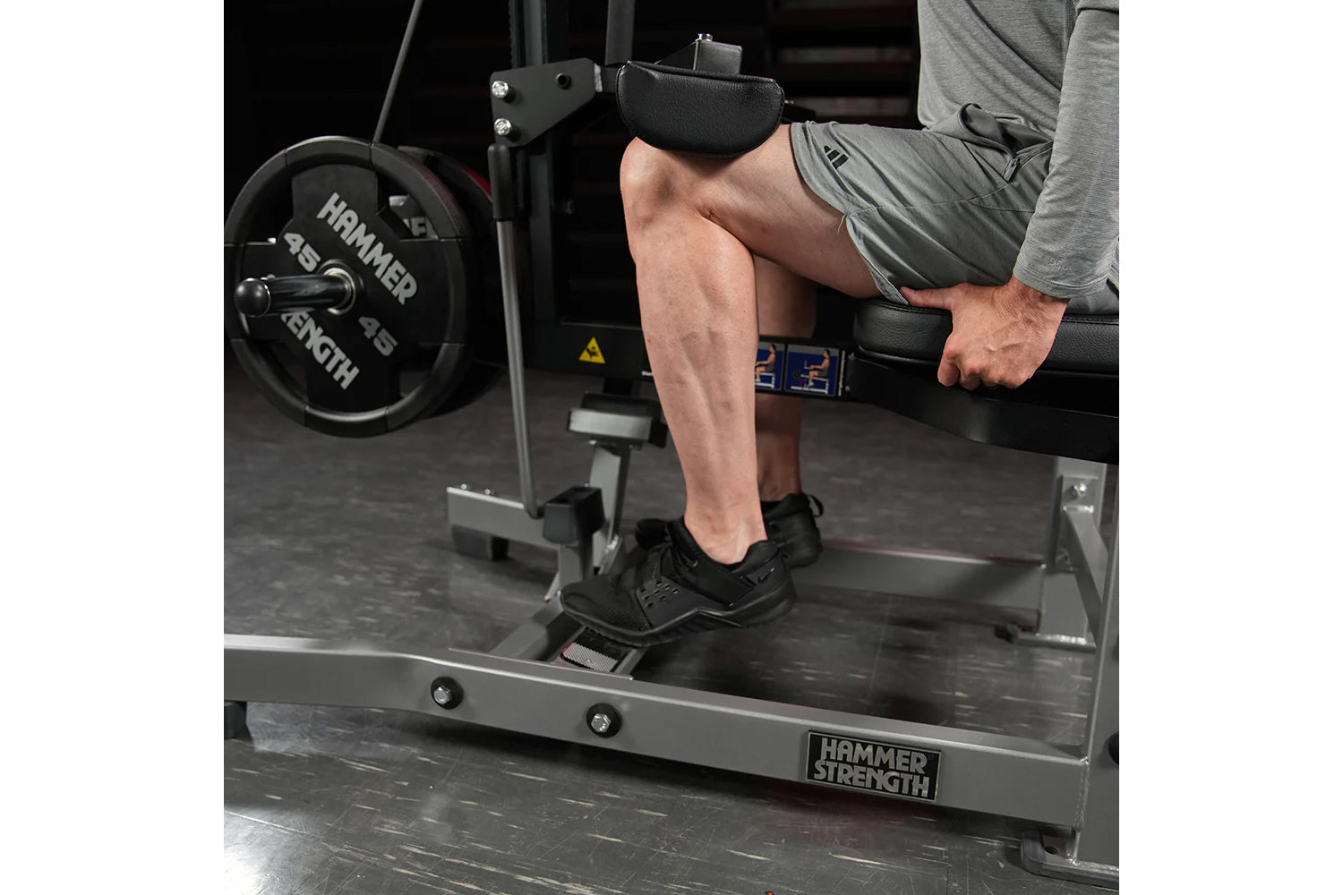 Hammer Strength Plate Loaded Seated Calf Raise Machine - Gym Equipment for Leg Workouts & Strength Training - Perfect for Home & Commercial Fitness Centers