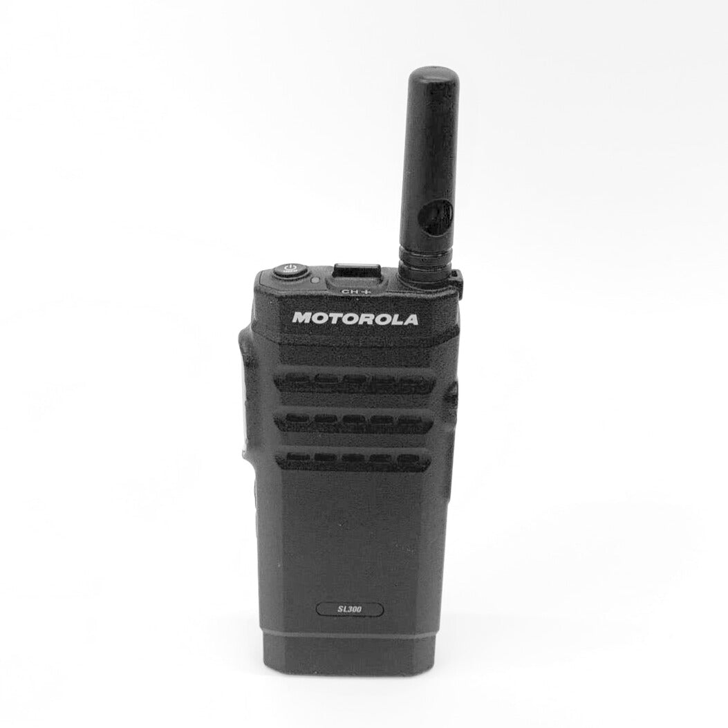 Motorola AAH88JCC9JA2AN VHF Portable Two-Way Radio MotoTRBO - Reliable Communication for Outdoor Adventures, Construction Sites & Emergency Preparedness
