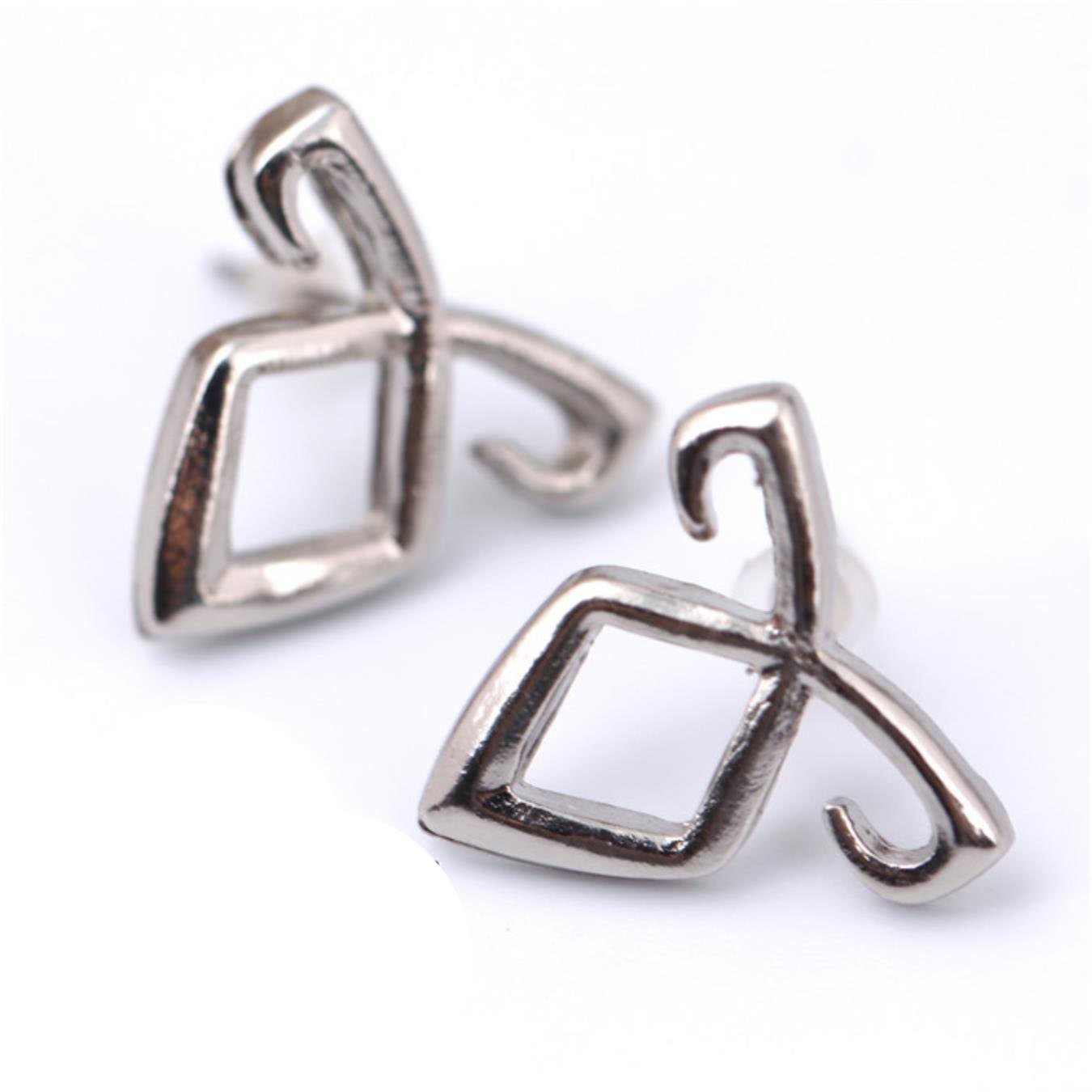 The Mortal Instruments City of Bones Angelic Power Stud Earrings - Movie Inspired Jewelry for Fans & Collectors - Perfect for Cosplay, Gift Giving & Fantasy Fashion