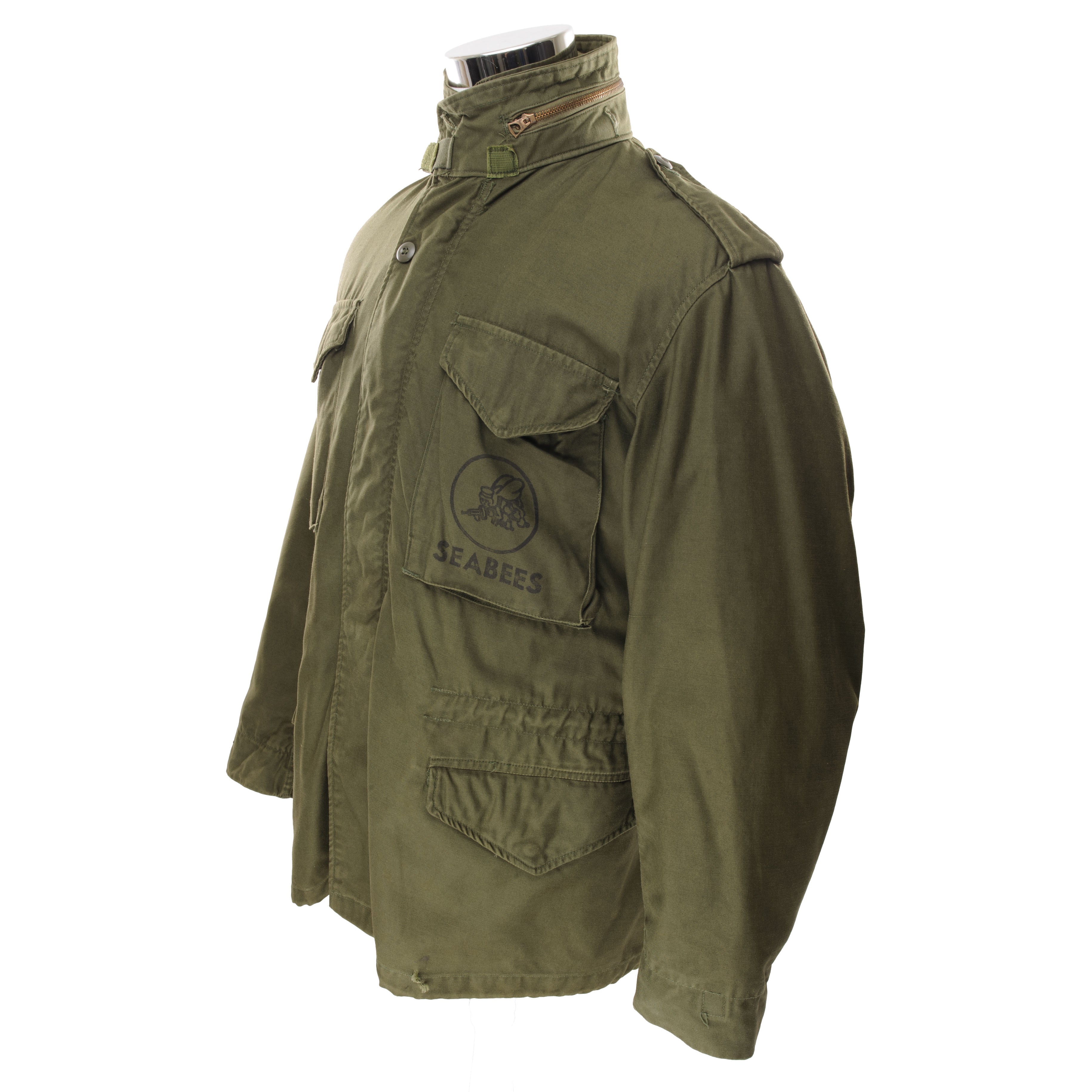 Vintage US Navy Seabees M65 Field Jacket 1972 Vietnam War - Medium Regular Size | Military Surplus Outerwear for Men, Cold Weather & Outdoor Activities