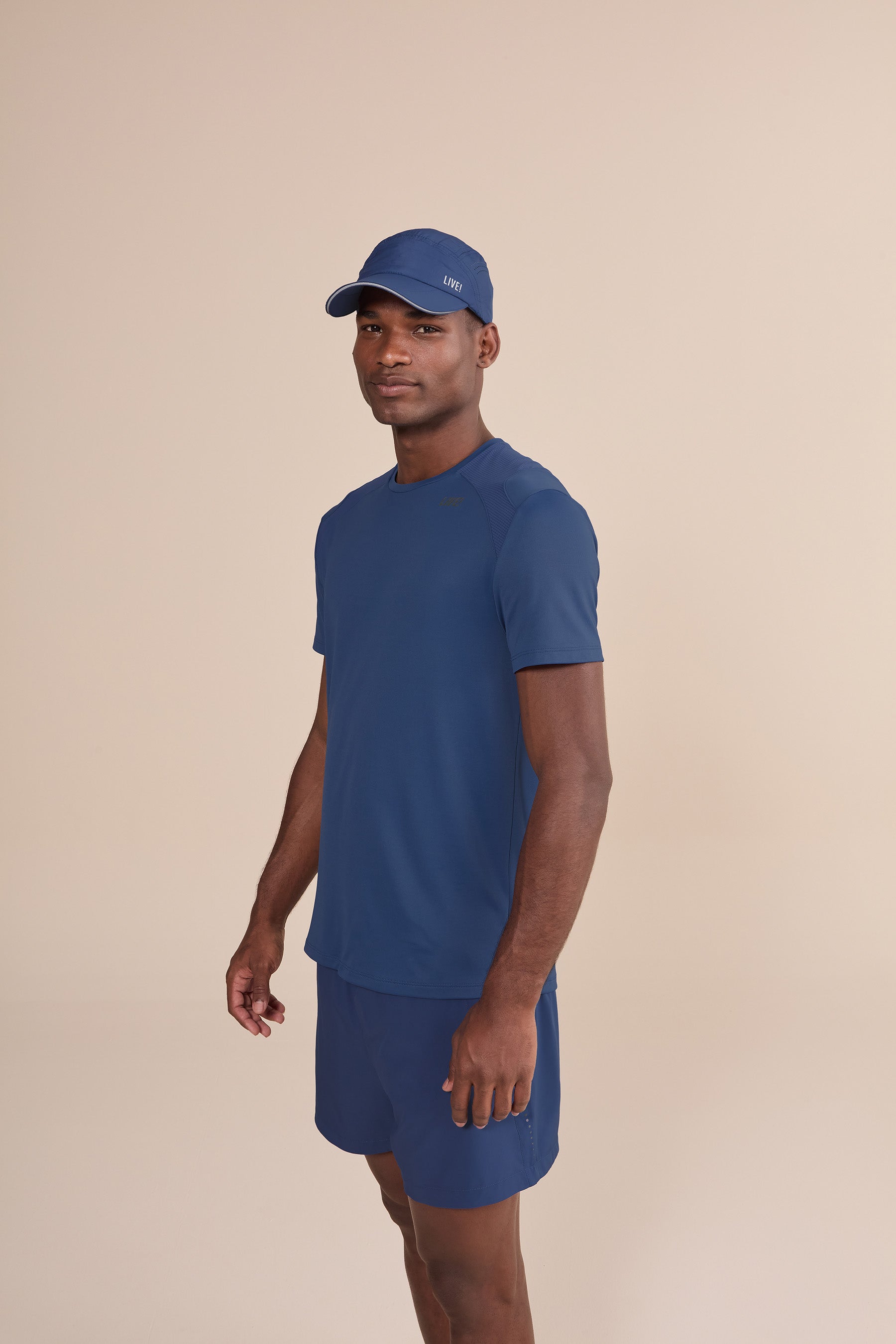 Comfy Free Air Move® T-Shirt - Breathable & Lightweight Men's Casual Tee for Outdoor Activities & Gym Workouts