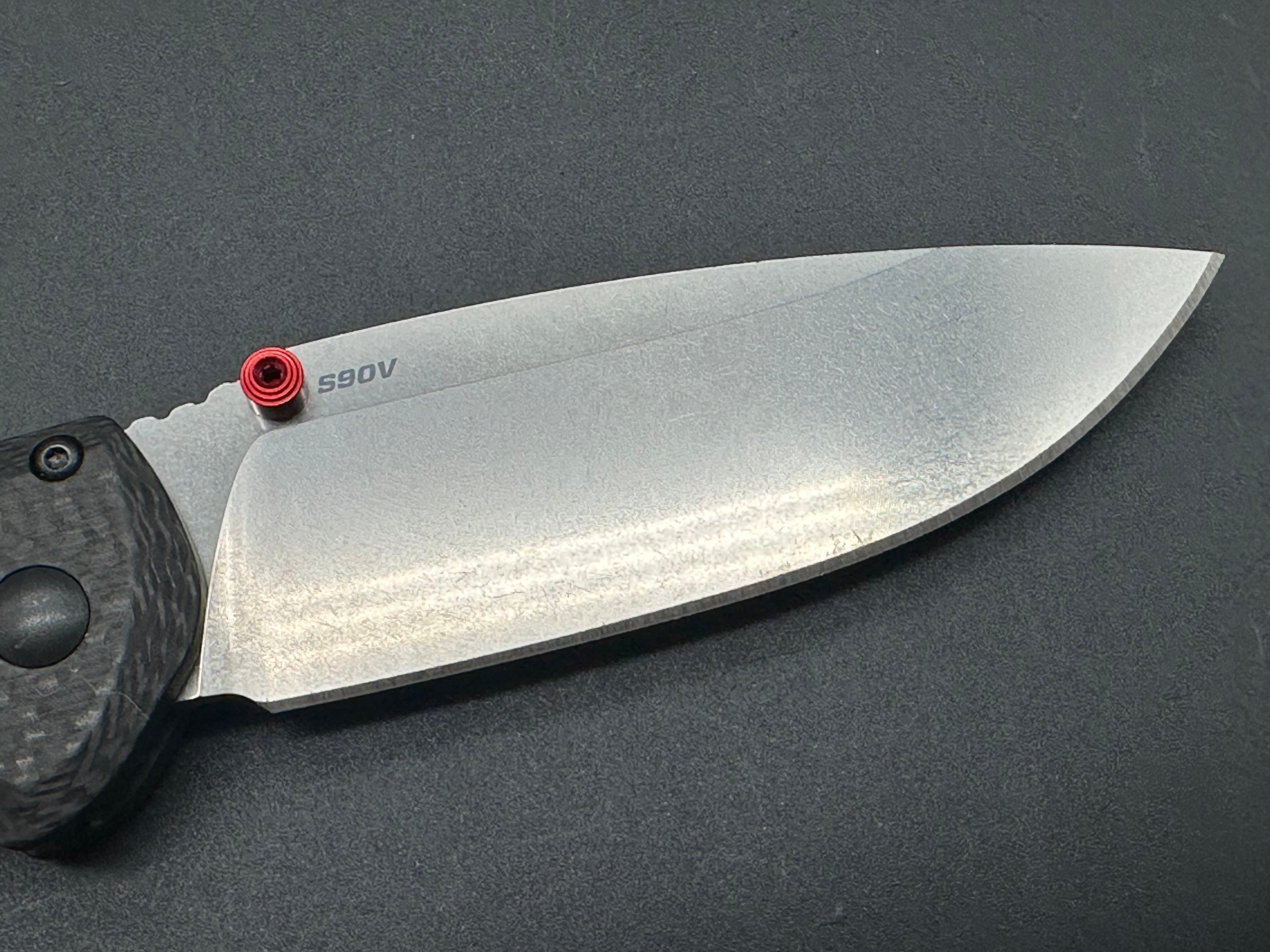 Benchmade Freek 560-03 AXIS Lock Folding Knife with Carbon Fiber Handle - 3.6