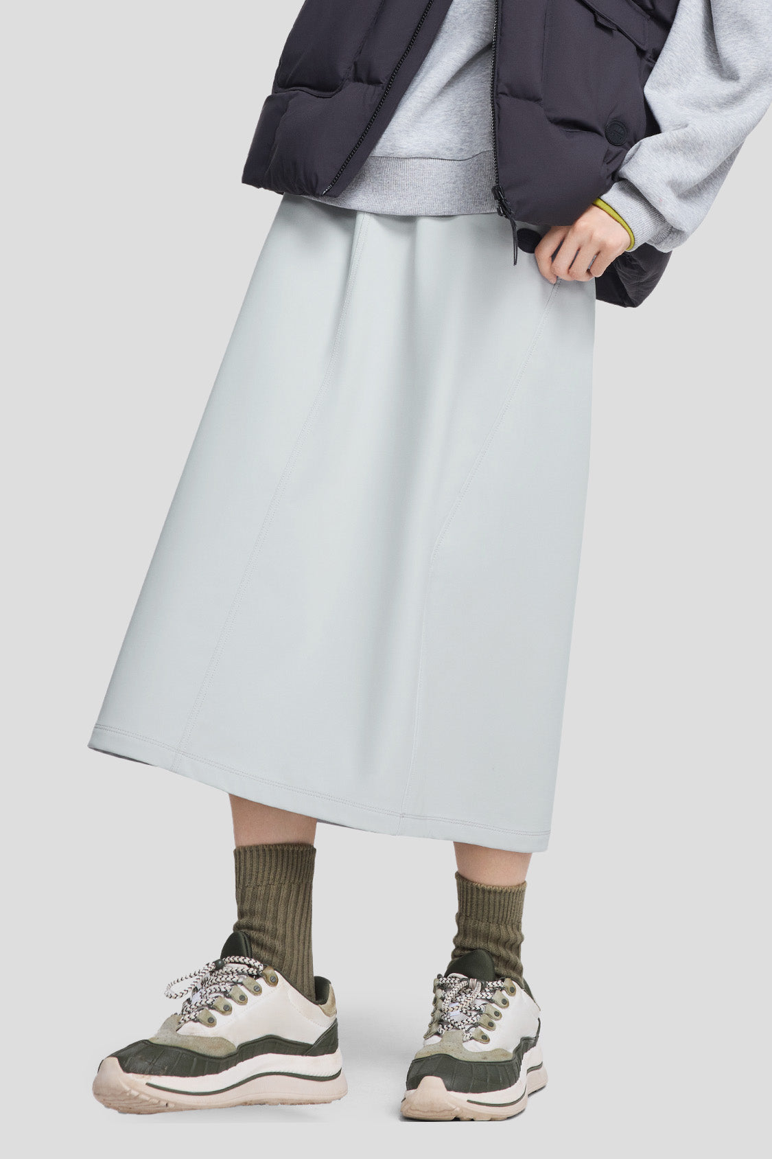BreezeShield Women's Windproof Outdoor Skirt - Waterproof Hiking Skirt for Camping, Travel & Winter Sports