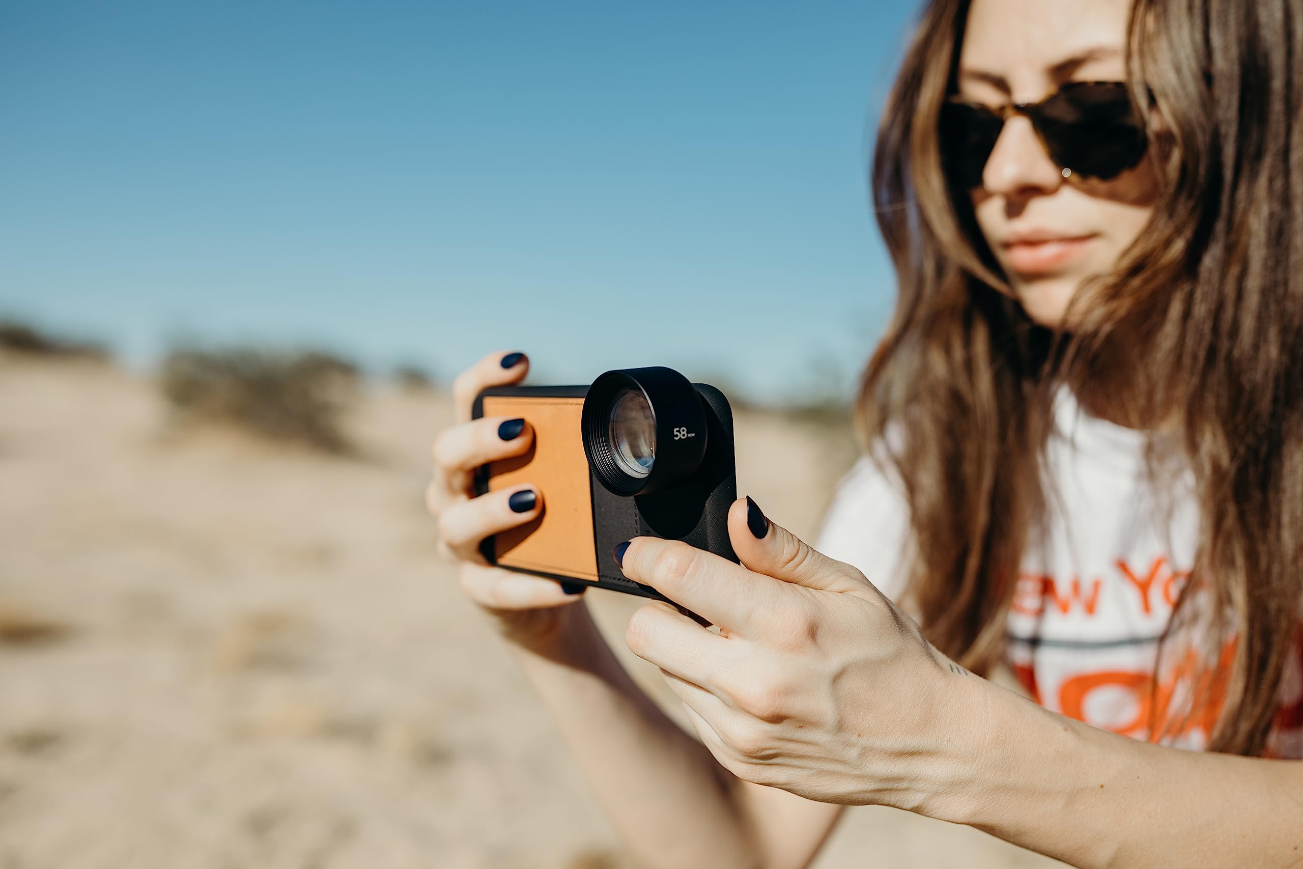 Moment Tele 58mm Lens for iPhone, Pixel & Samsung Galaxy - High-Quality Telephoto Camera Lens for Smartphones - Perfect for Portrait, Travel & Street Photography