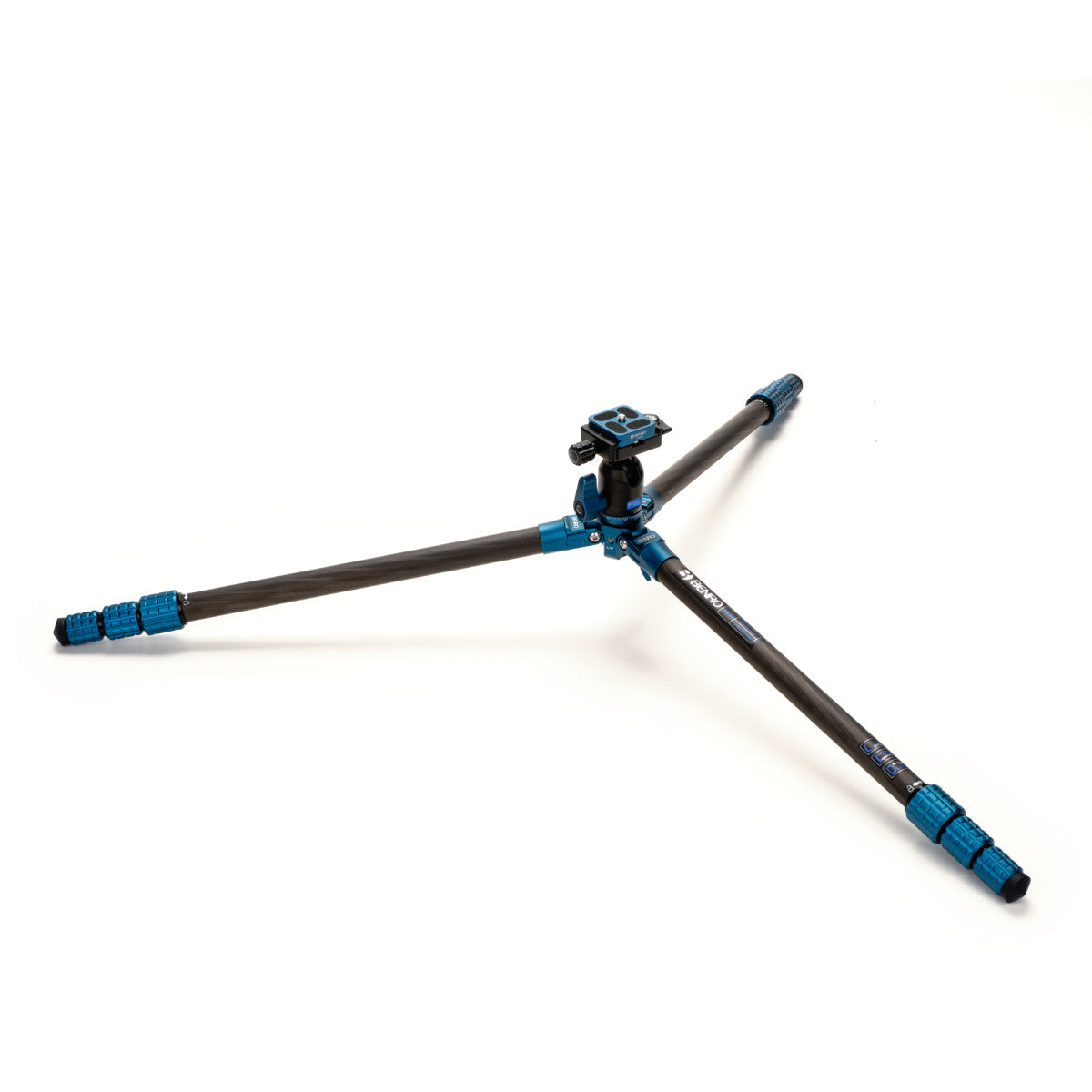 Benro TSSL08CN00P SuperSlim Carbon Fiber Tripod with Ball Head - Lightweight Travel Tripod for DSLR Cameras, Perfect for Photography, Hiking, and Outdoor Adventures