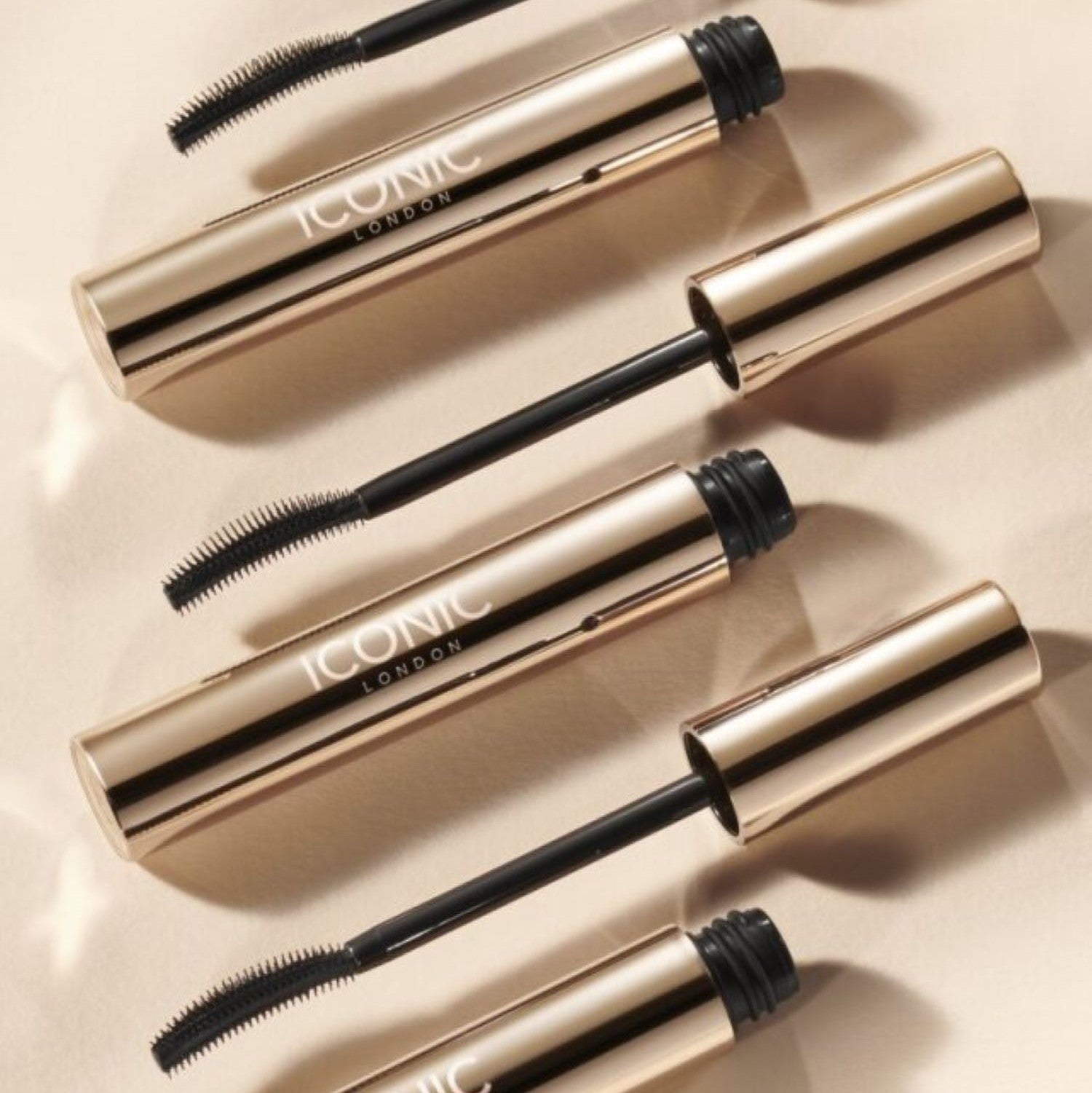 Enrich & Elevate Volumizing Mascara for Long Lashes - Waterproof & Smudge-Proof for Day & Night Wear - Perfect for Weddings, Parties & Everyday Glam