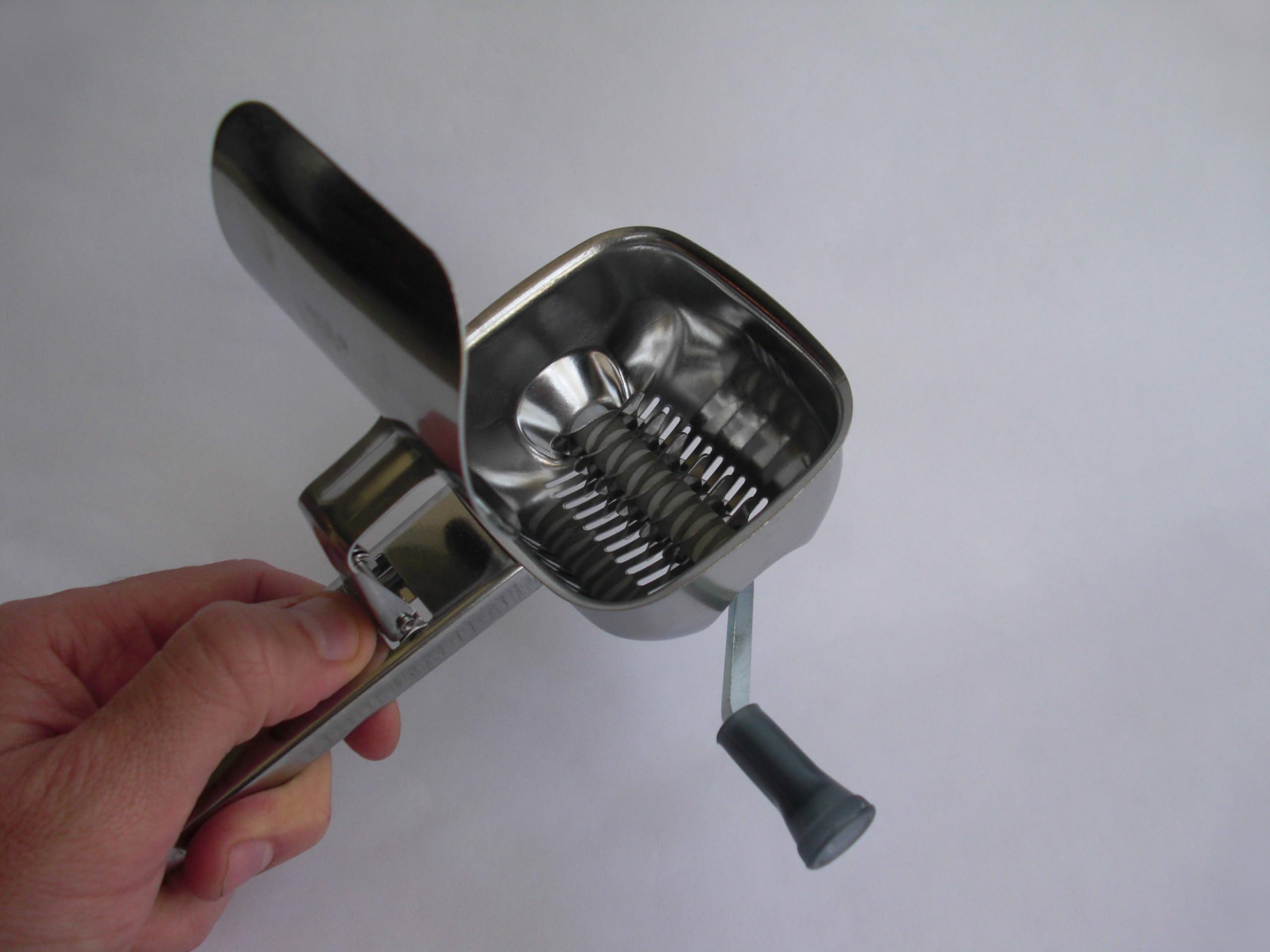 Premium Stainless Steel Parsley Mincer Grater with Lid - Herb Mill for Garlic, Onion, Ginger & Spices - Perfect for Cooking, Salad Prep & Garnishing Dishes