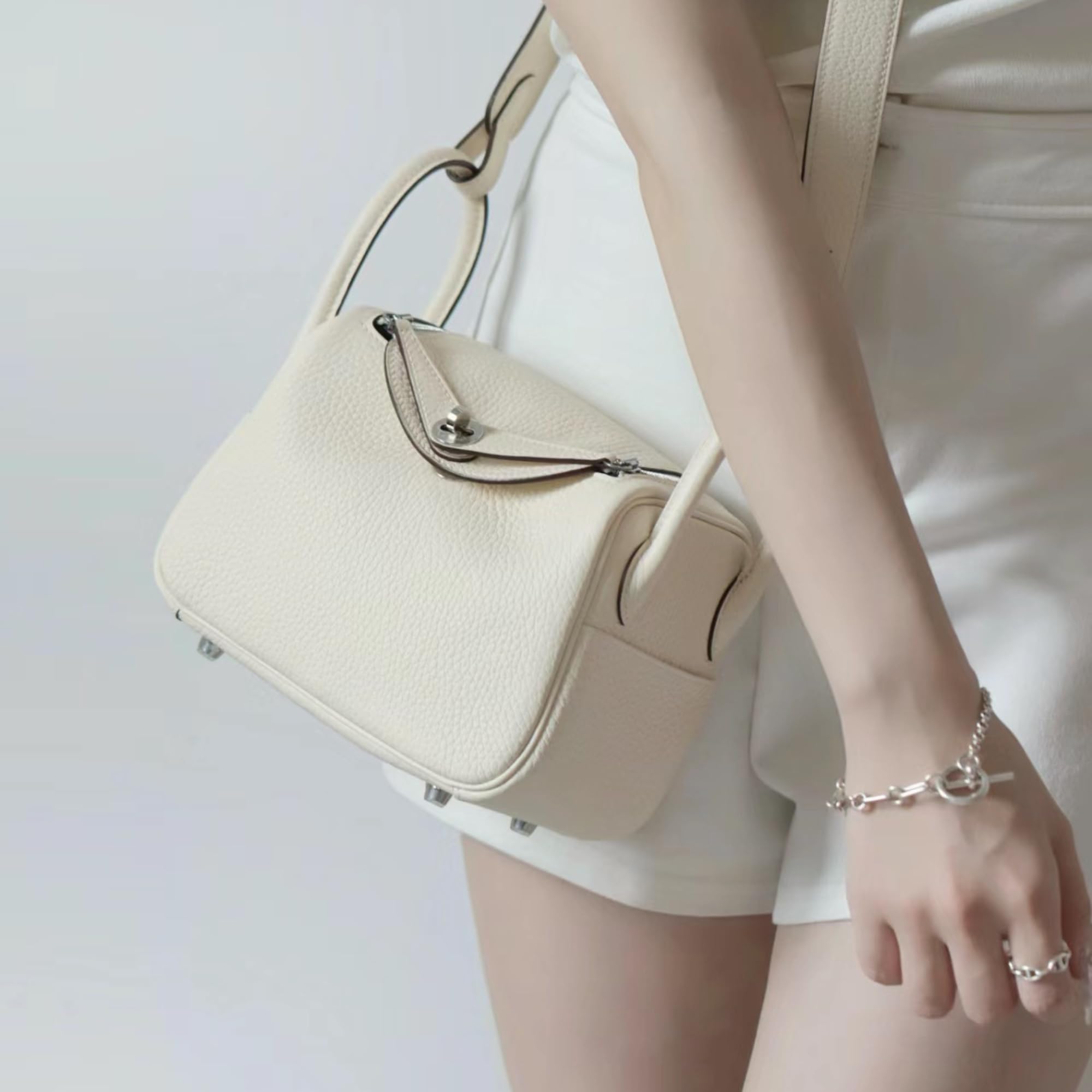 Stylish Small Leather Crossbody Shoulder Bag with Zipper - Women's Fashion Purse & Handbag for Daily Use, Travel, and Work