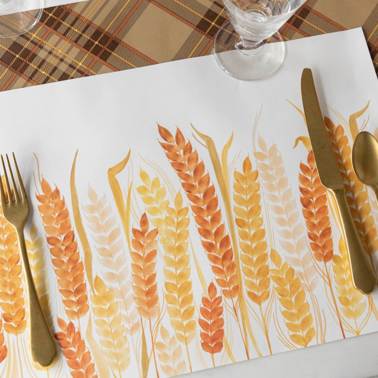 Golden Wheat Placemat Set of 4 - Natural Woven Table Mats for Dining - Perfect for Farmhouse, Rustic, and Boho Home Decor - Ideal for Dinner Parties, Everyday Meals, and Table Setting