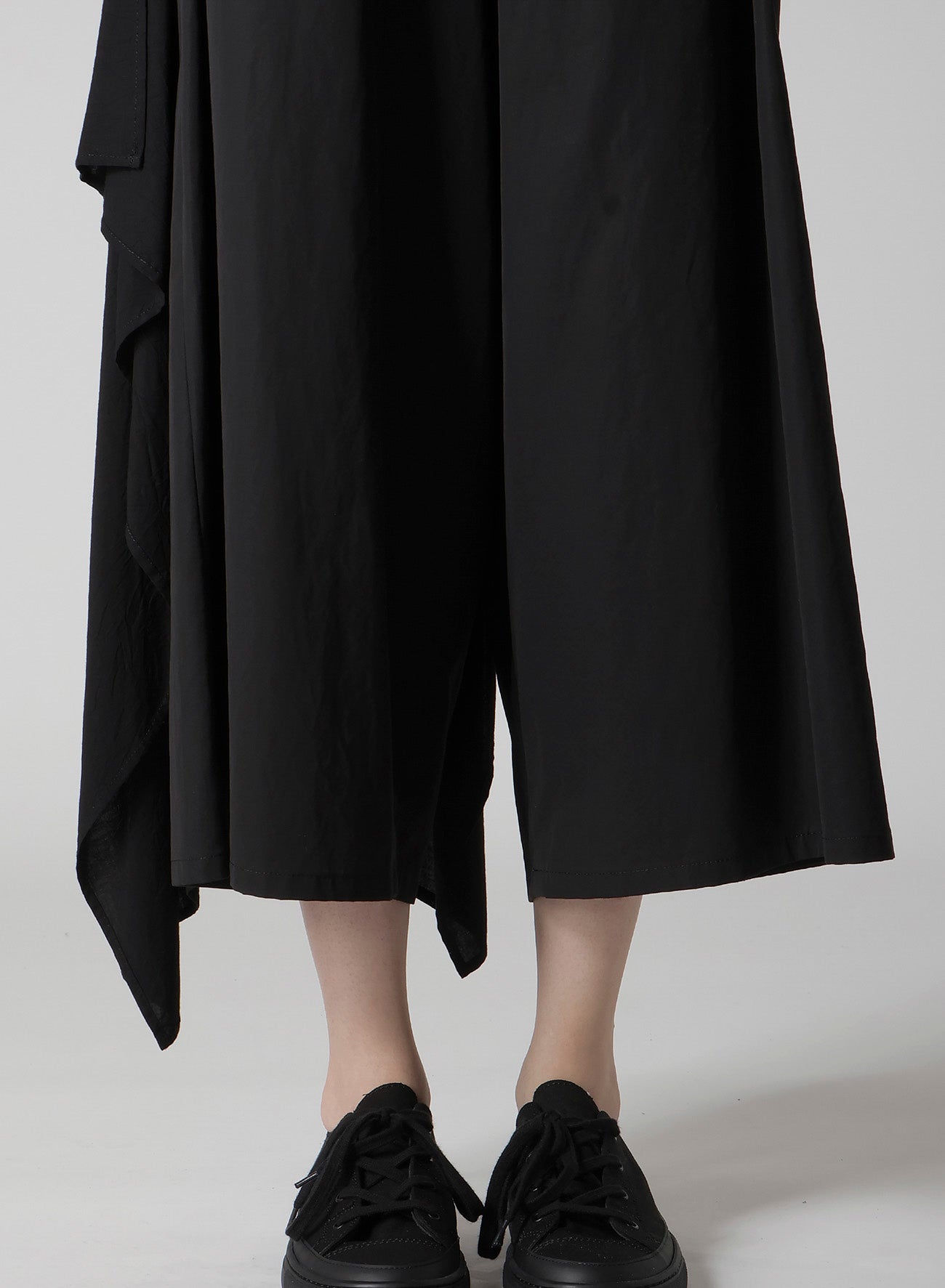 Stylish Cotton Twill Draped D Pants for Women - Comfortable & Elegant High Waist Trousers for Office, Casual Wear & Night Out