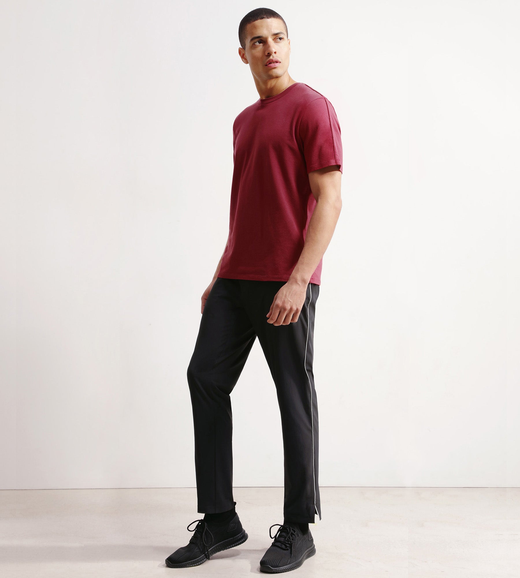 Men's Stretch Chino Sport Pants - Comfortable Jersey Fabric for Active Lifestyle - Perfect for Gym, Workout & Casual Wear