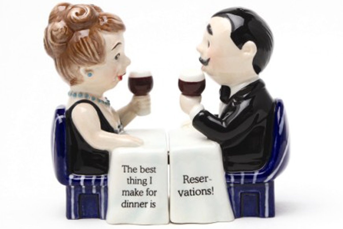 Premium Magnetic Ceramic Salt and Pepper Shaker Set - Elegant Wedding & Anniversary Gift for Couples - Perfect for Kitchen, Dining Table & Housewarming Gifts