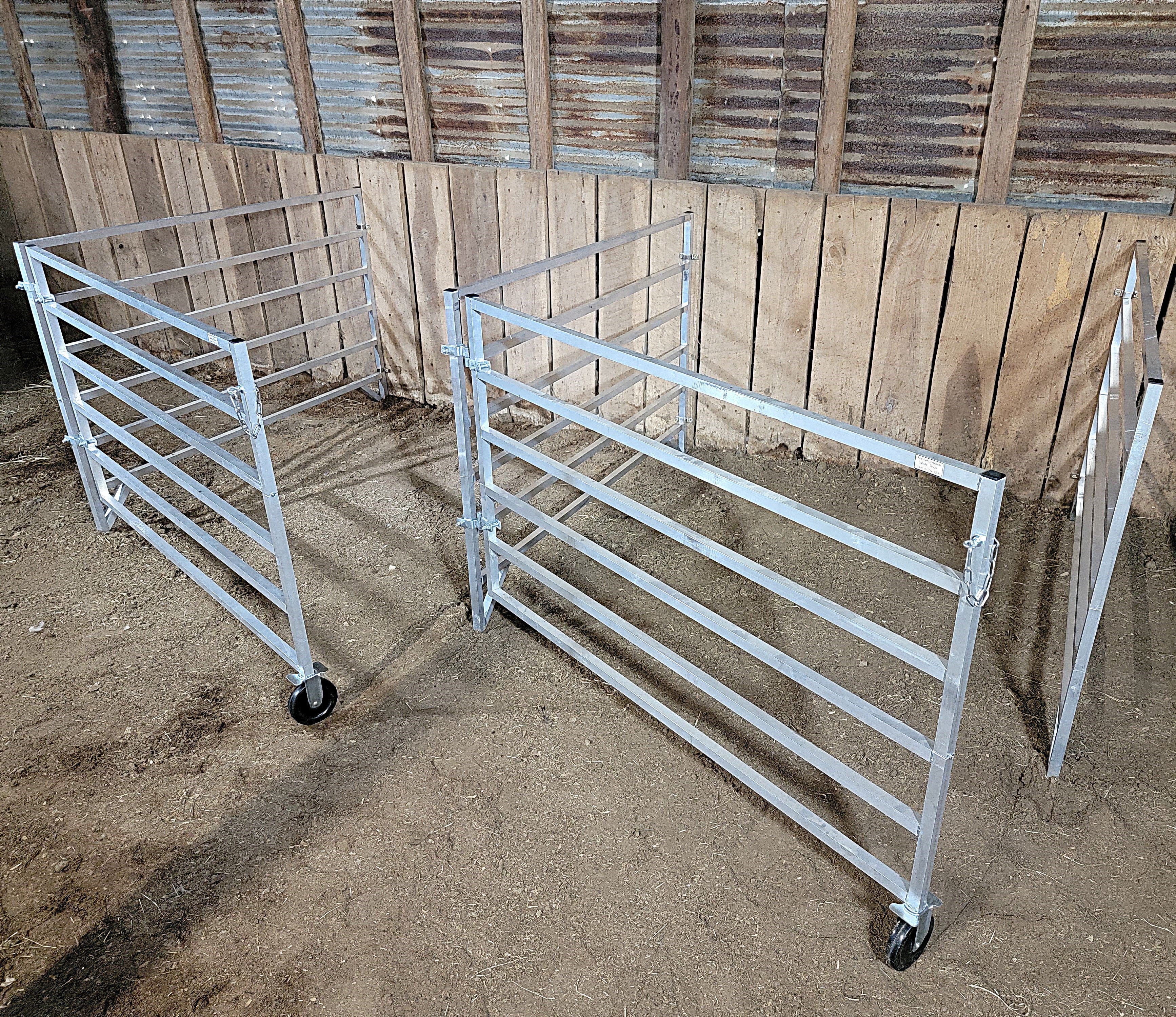 5 Ft x 5 Ft Aluminum Stall Kit - 6 Rail Wall Mounted Horse Stall Panel & Gate - Perfect for Barns, Stables & Indoor Riding Arenas